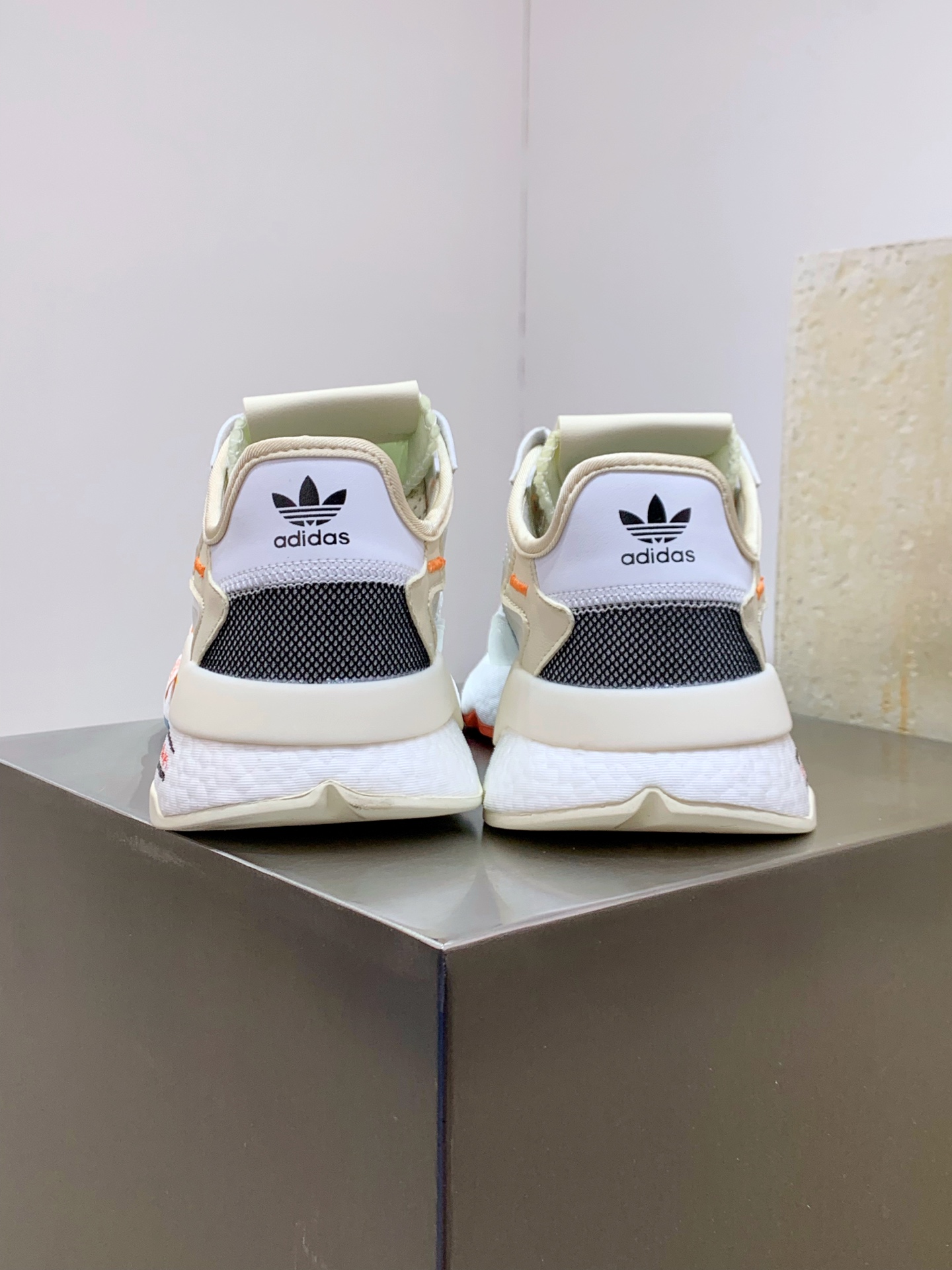 Adidas Running Shoes Mesh Shock Absorbing M-l-s