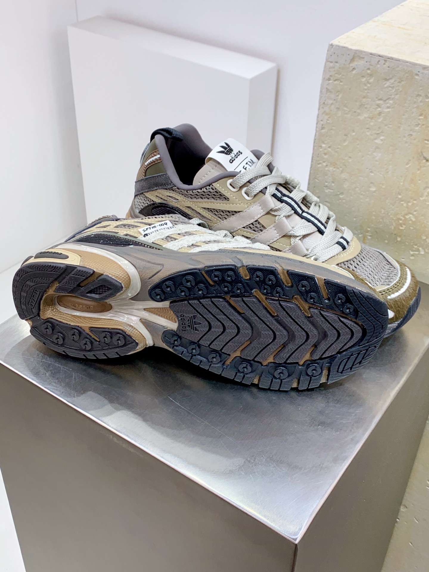 Adidas Running Shoes M-l-s