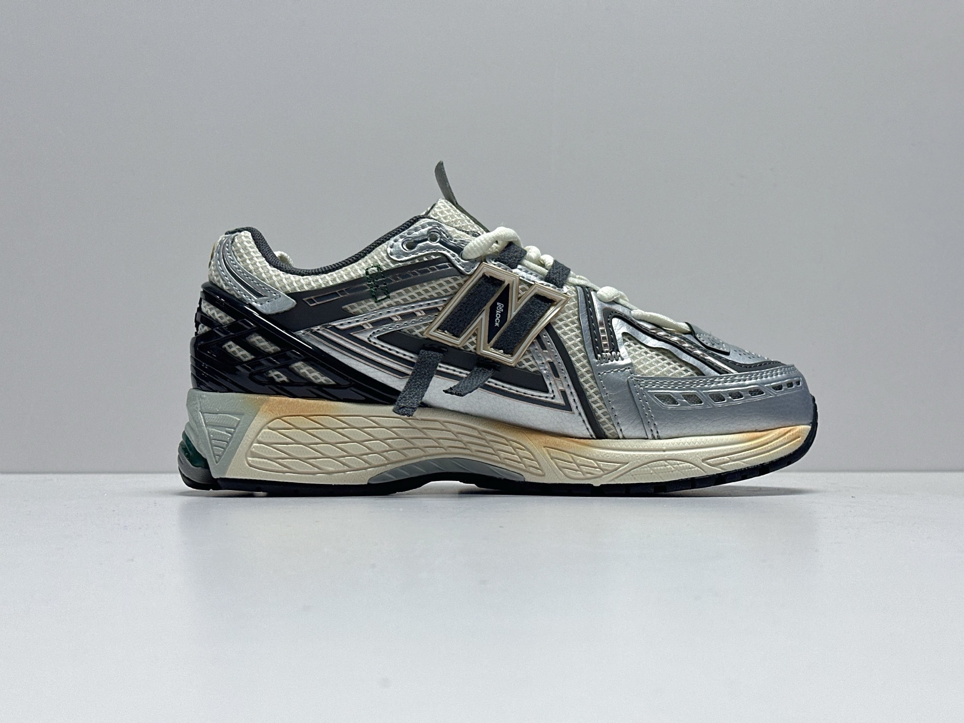 Adidas Calvin Klein New Balance Basic Shoes M-l