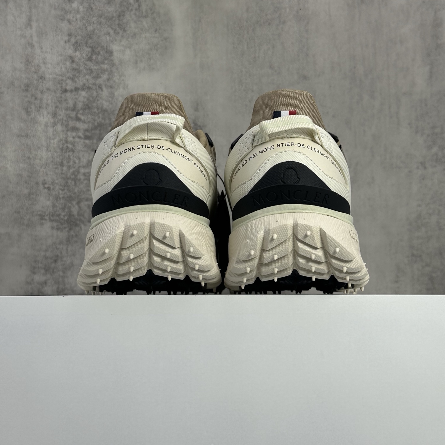 Moncler Sneakers Shock Absorbing M-l