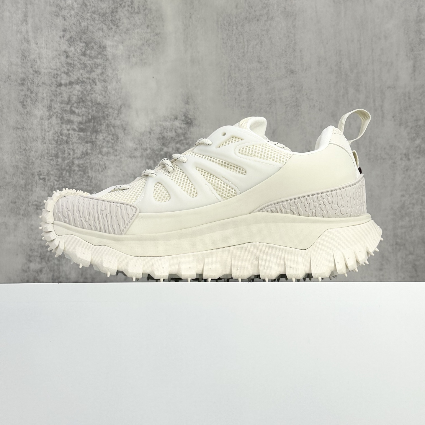 Burberry Moncler Sneakers Shock Absorbing M-l