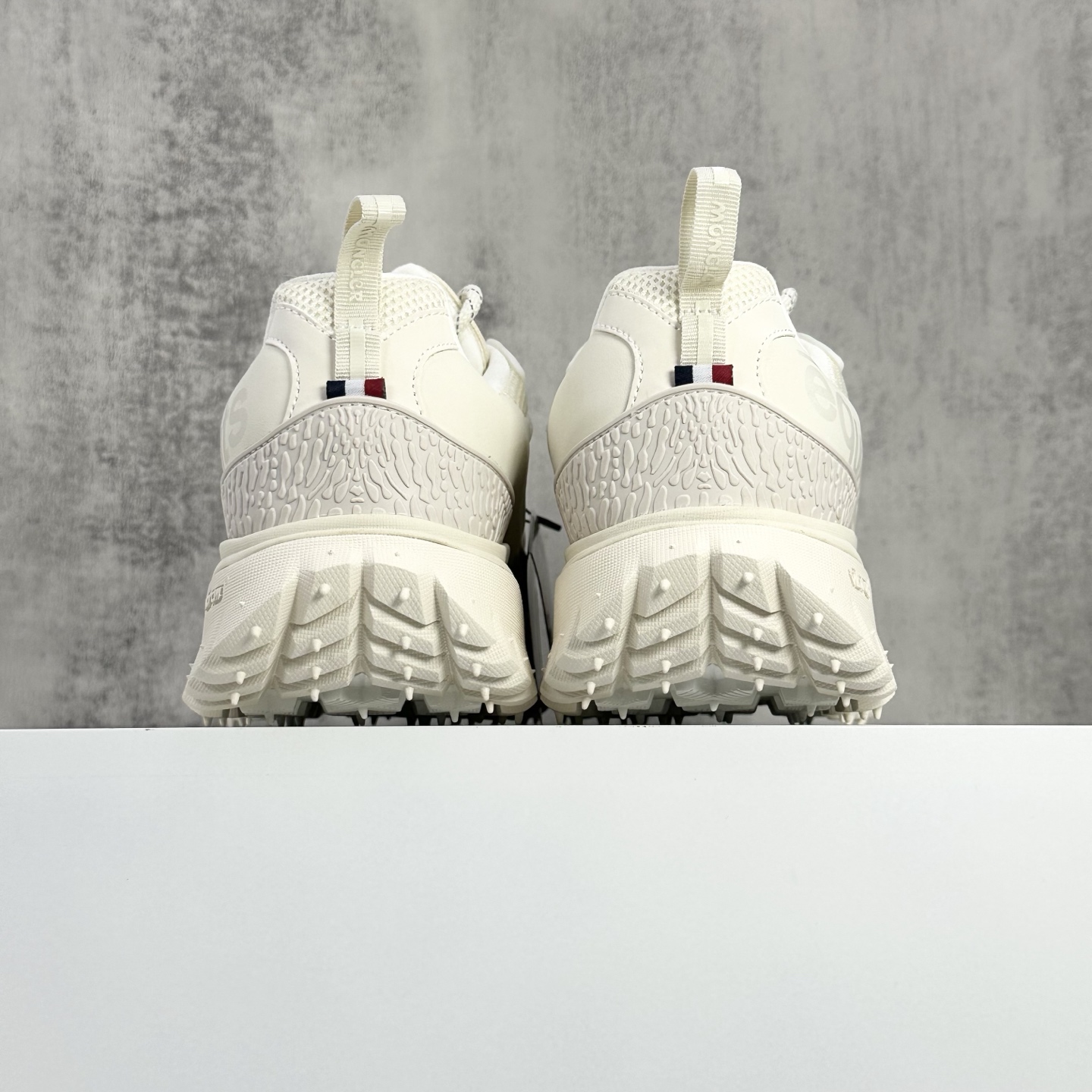 Burberry Moncler Sneakers Shock Absorbing M-l