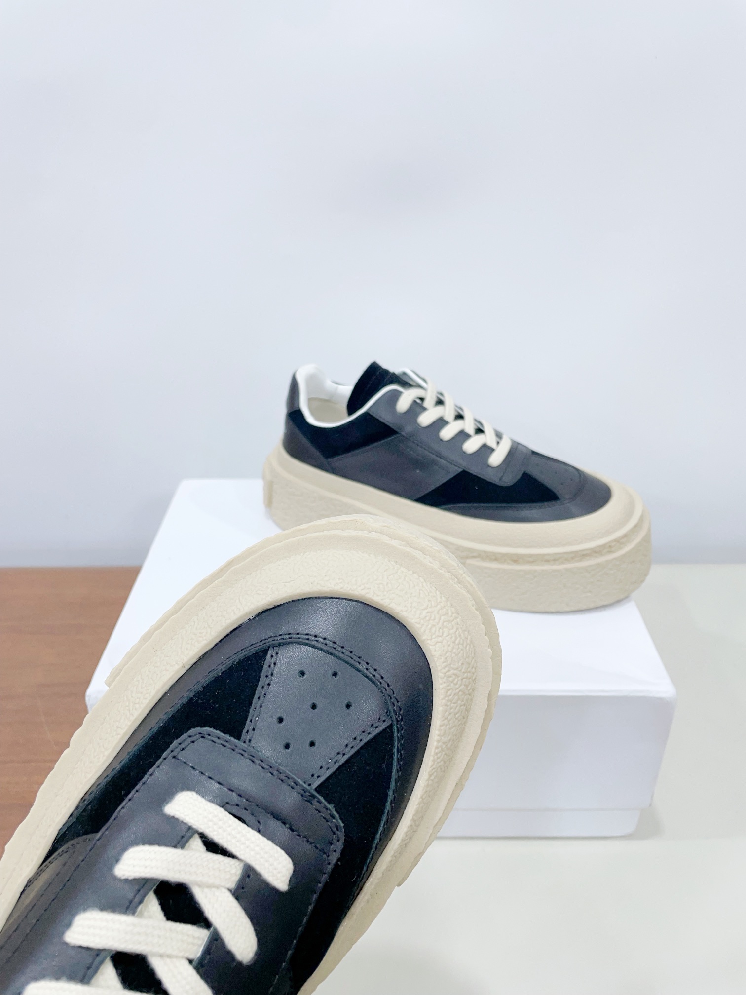 Male Basic Shoes M-l-s