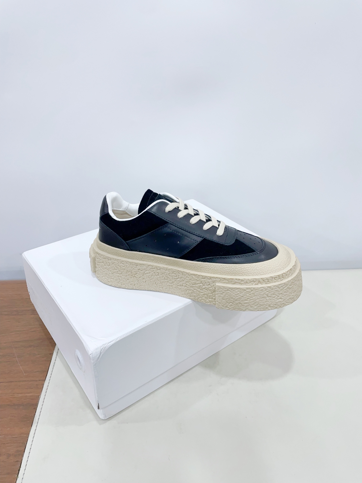 Male Basic Shoes M-l-s