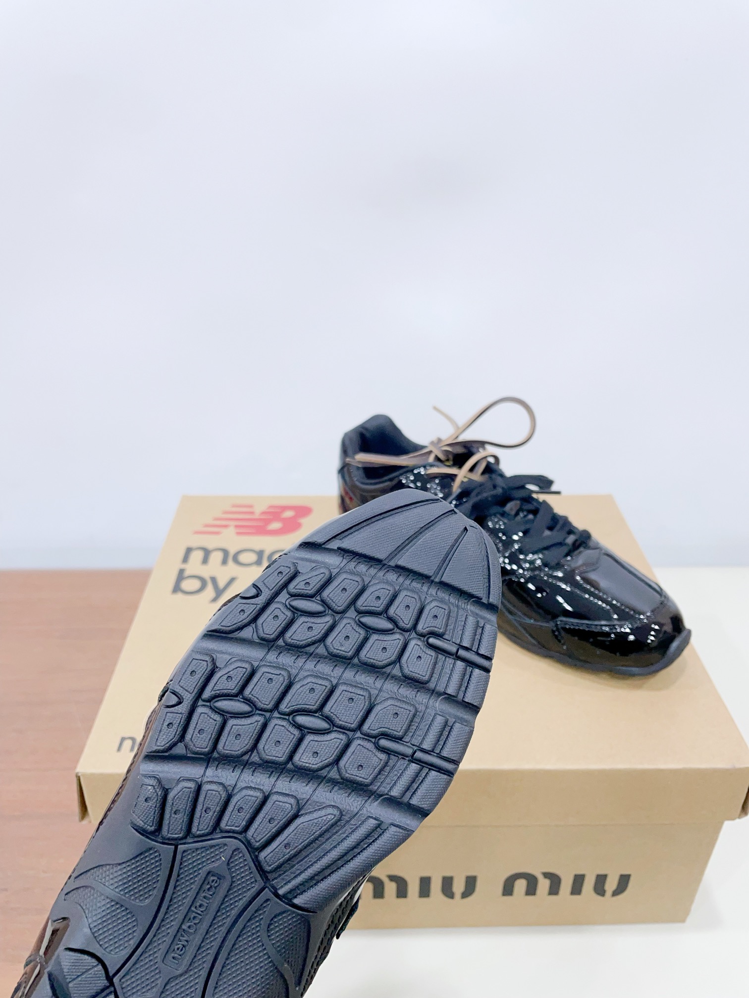 New Balance Male Sneakers M-l