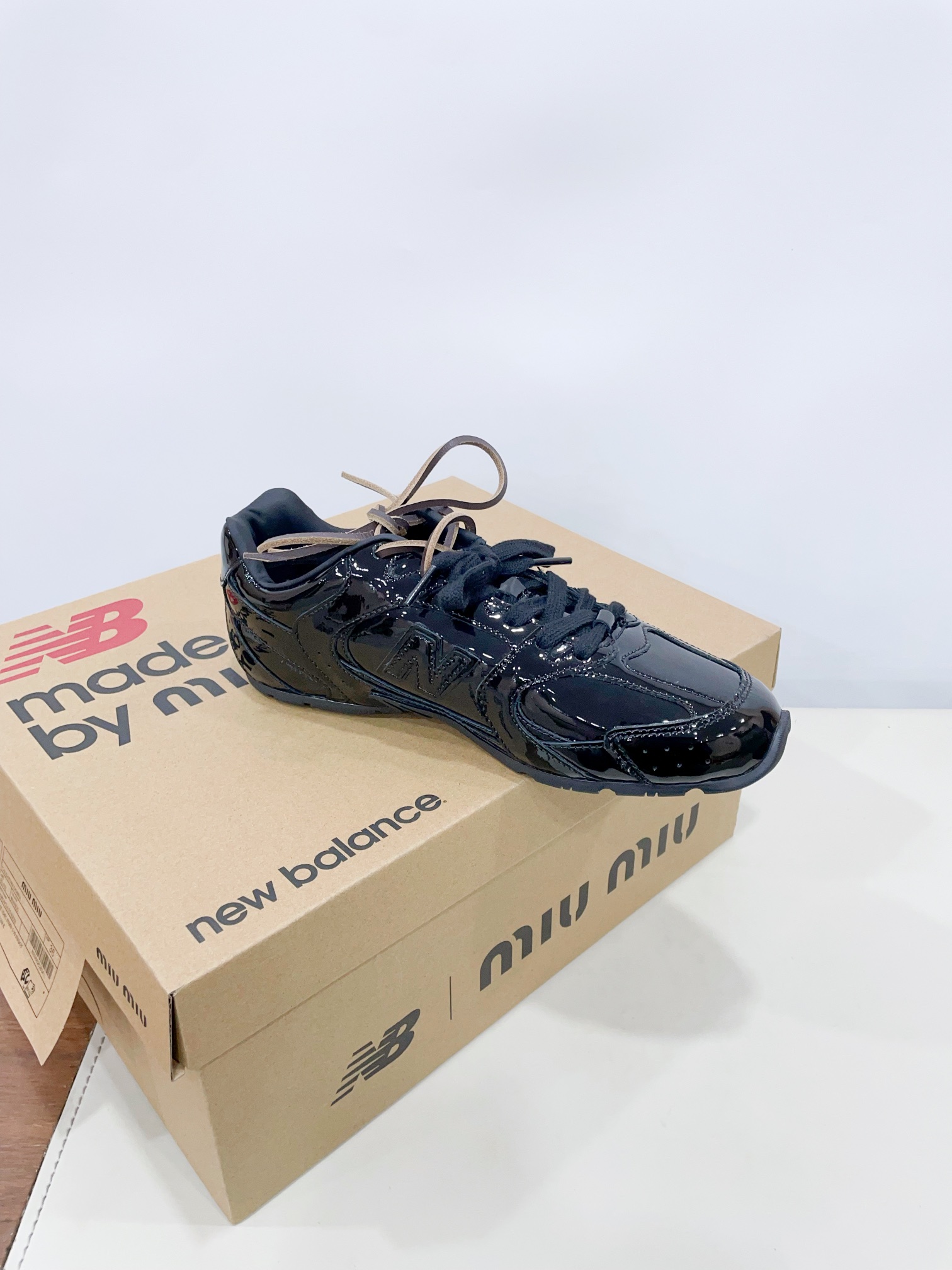 New Balance Male Sneakers M-l