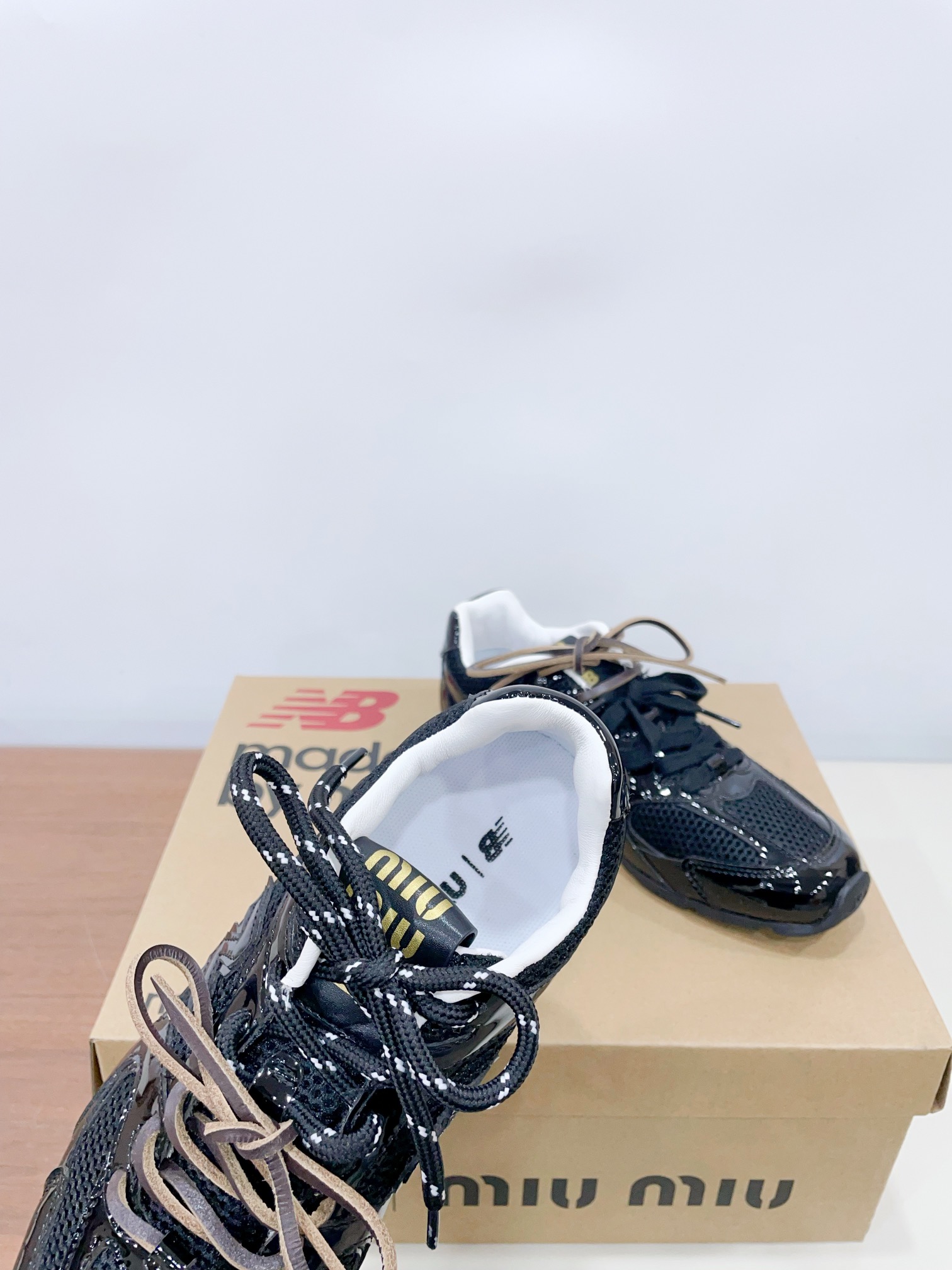 New Balance Male Sneakers M-l