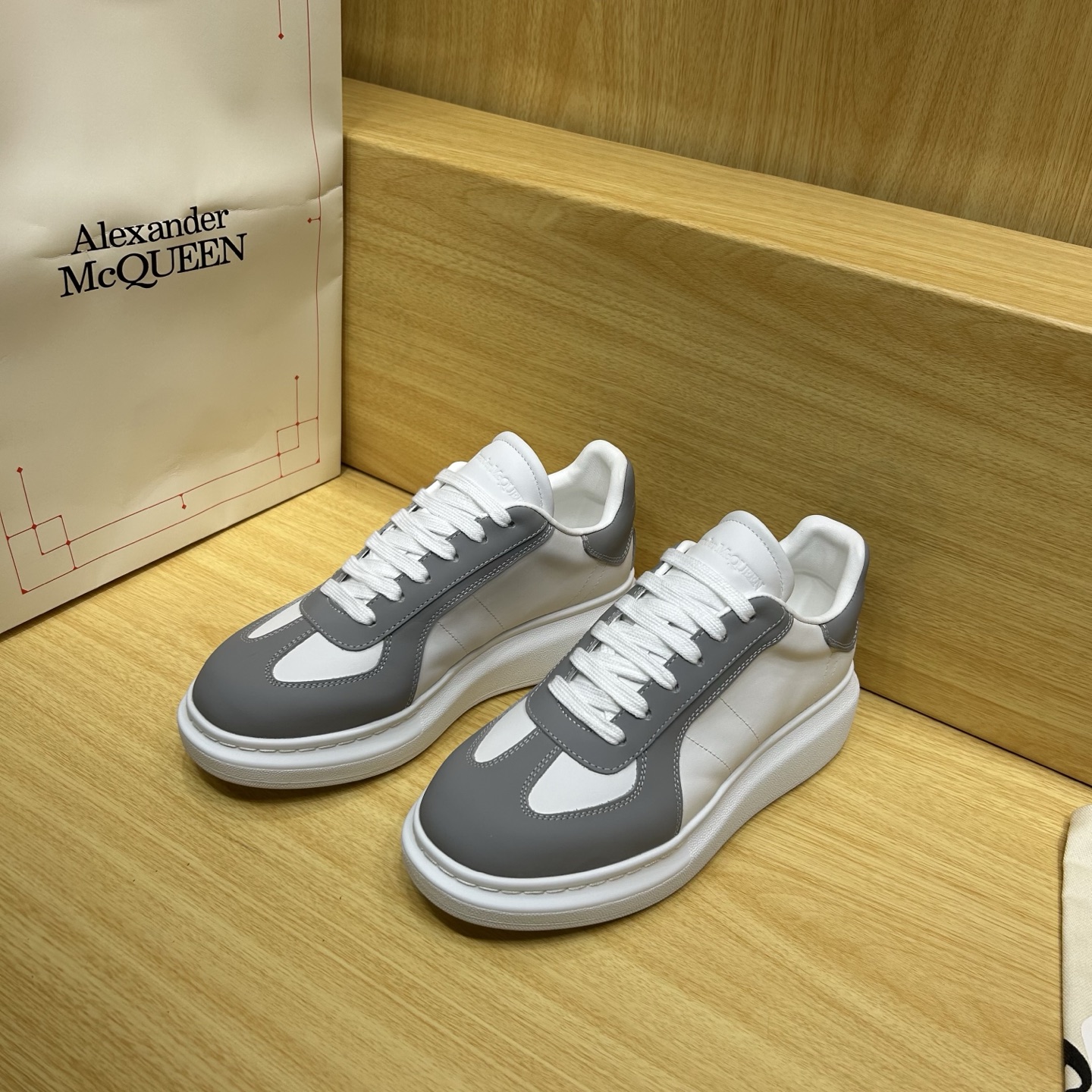 Alexander Mcqueen Male Sneakers M-l-s