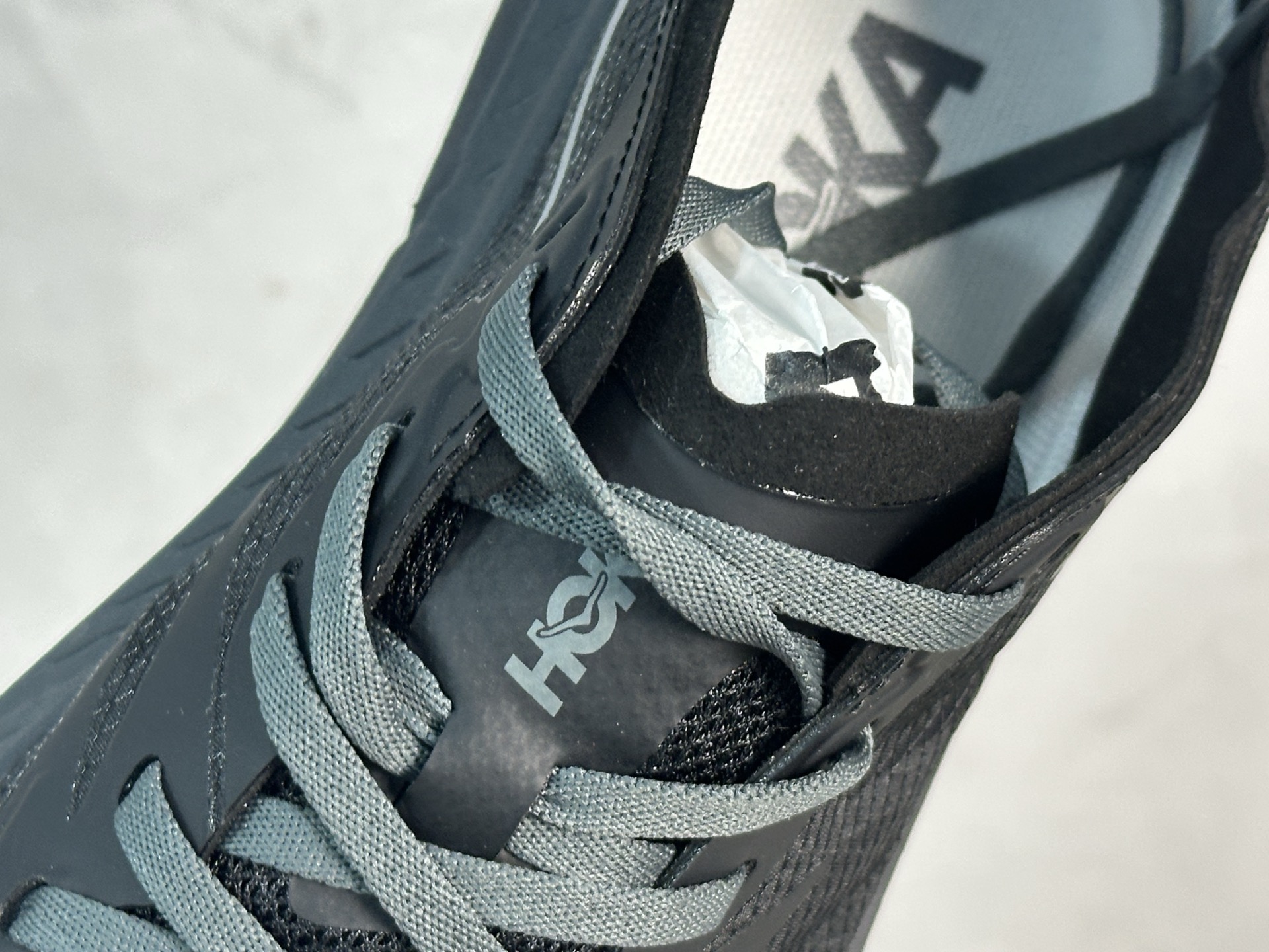 Calvin Klein Basic Shoes M-s