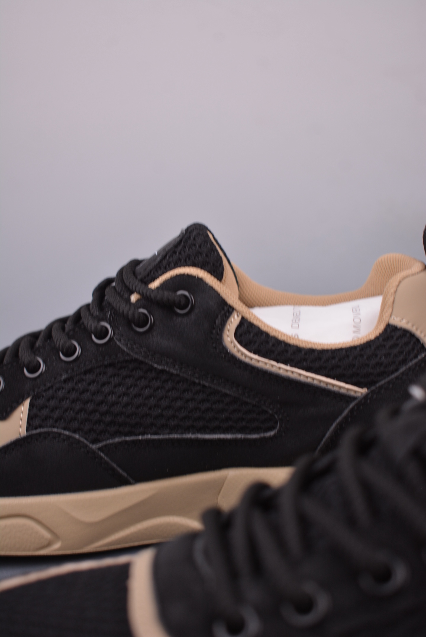 Male Sneakers Breathable M