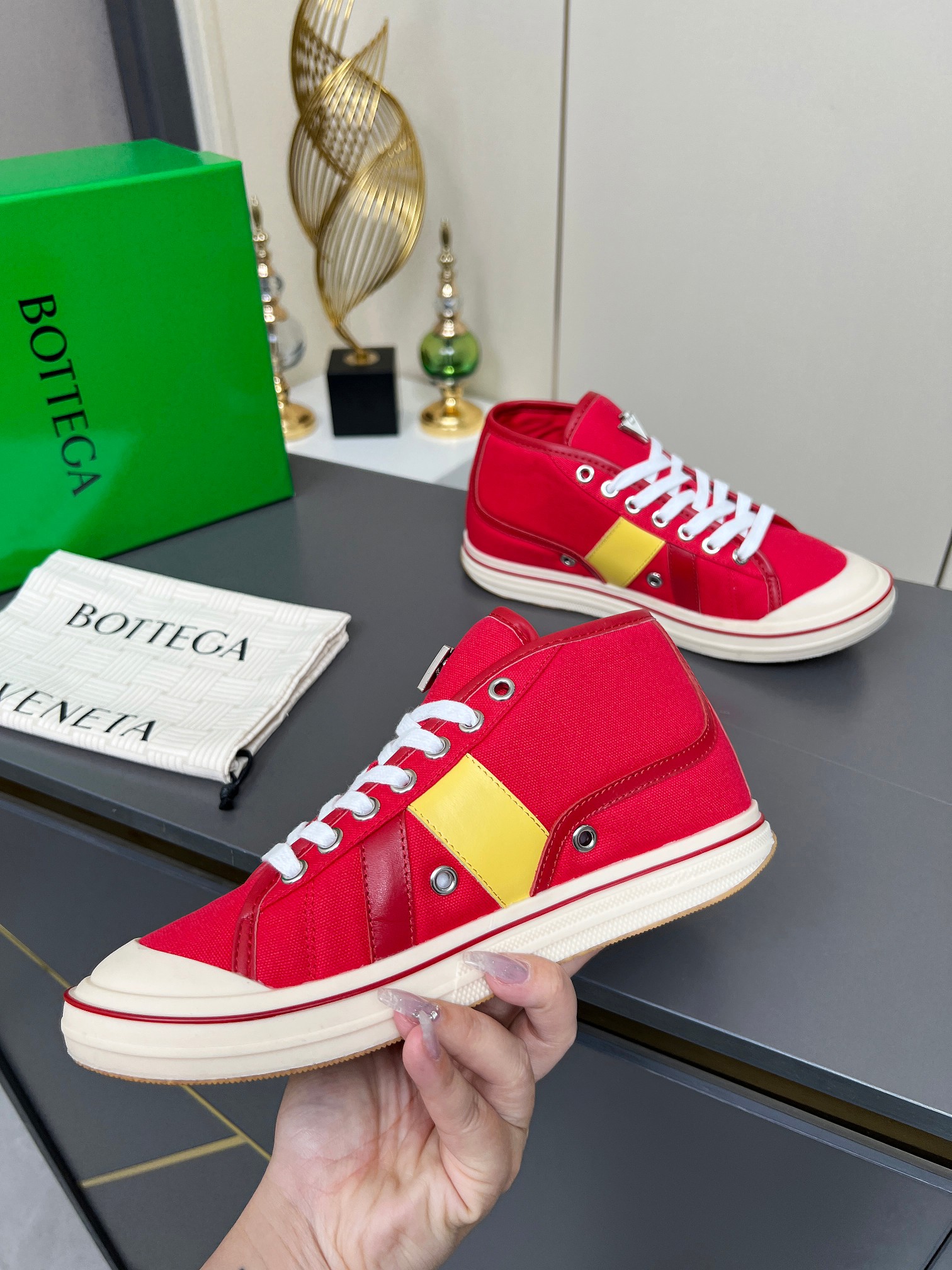 Bottega Veneta Male Canvas Shoes Canvas Breathable M-l