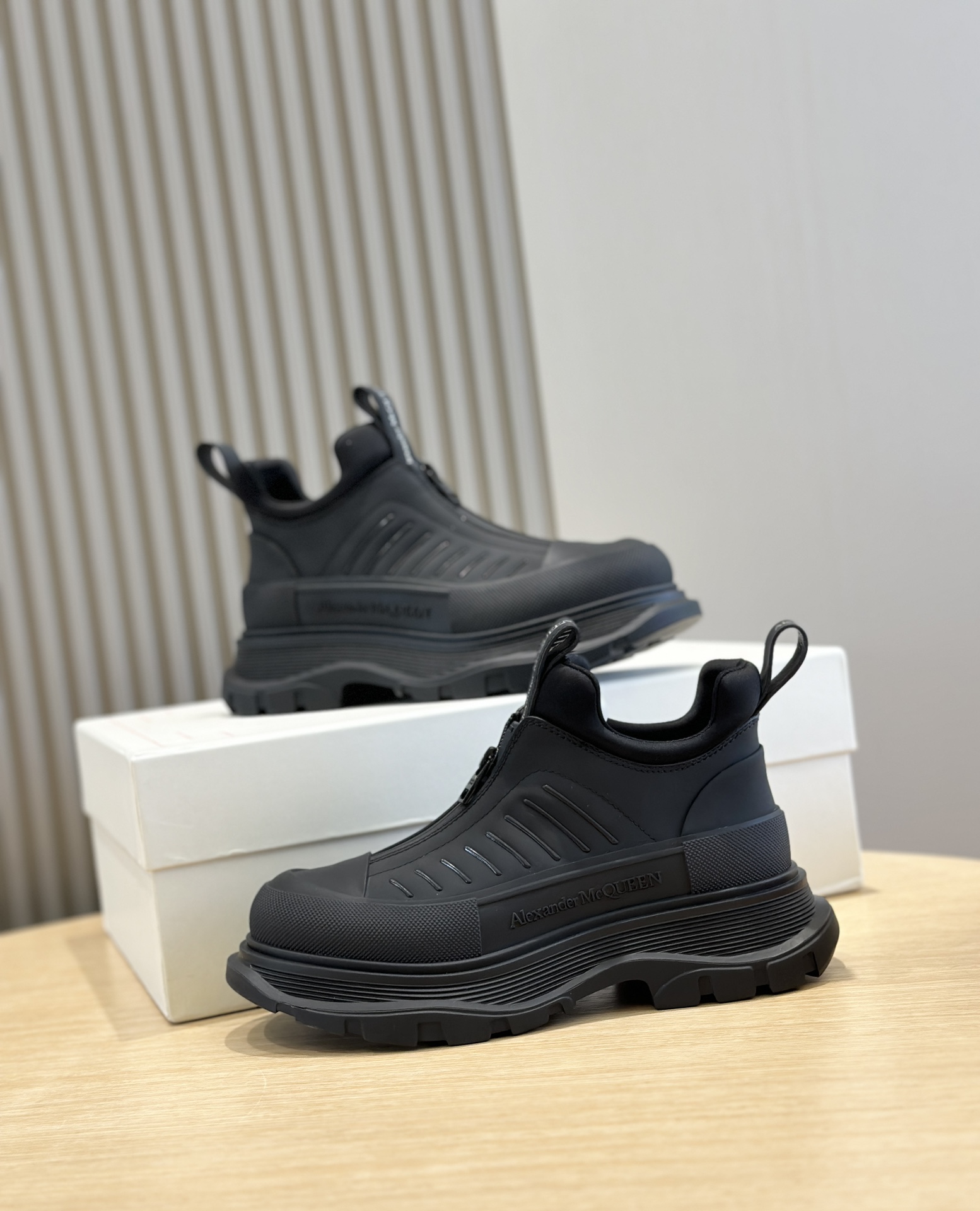 Adidas Alexander Mcqueen Calvin Klein Male Sneakers M-l-s