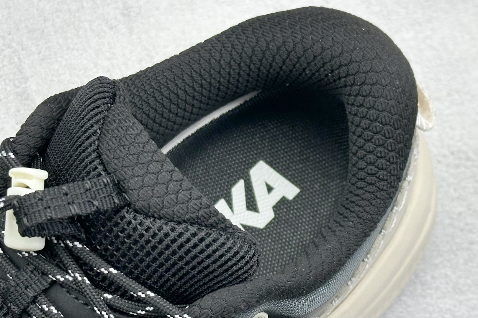 Sneakers Shock Absorbing M-l-s