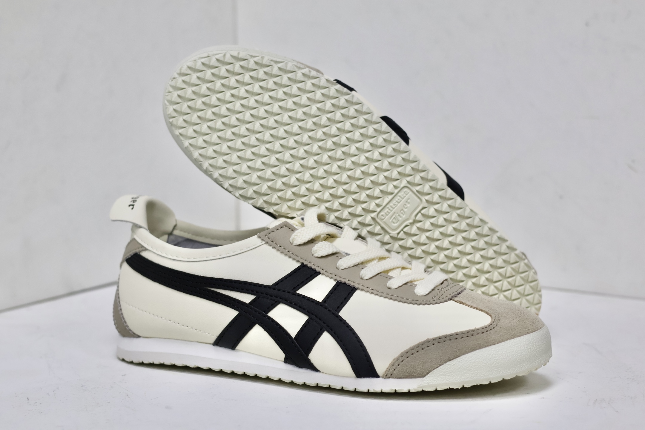 Onitsuka Tiger Basic Shoes M-s