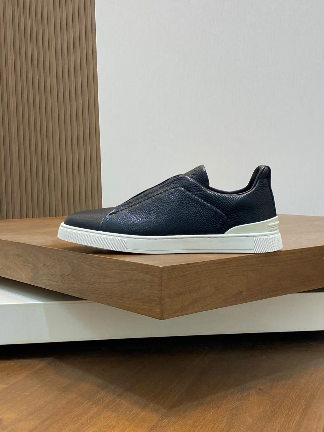 Ermenegildo Zegna Male Leather Shoes Cow Leather Lightweight M-l-s