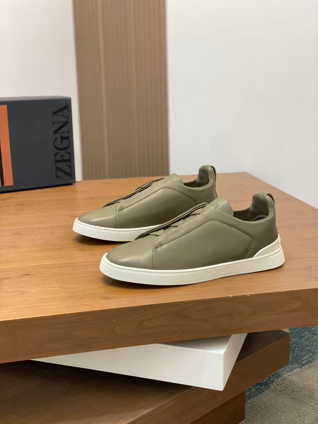 Ermenegildo Zegna Male Leather Shoes Cow Leather Lightweight M-l-s