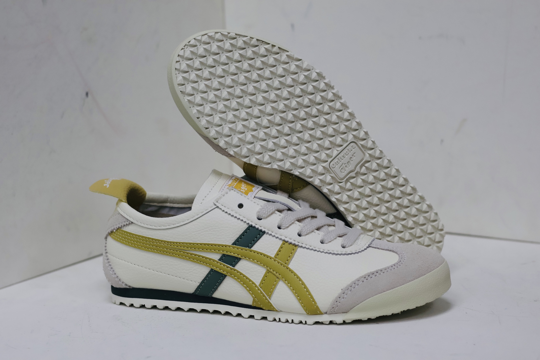Onitsuka Tiger Basic Shoes M-s