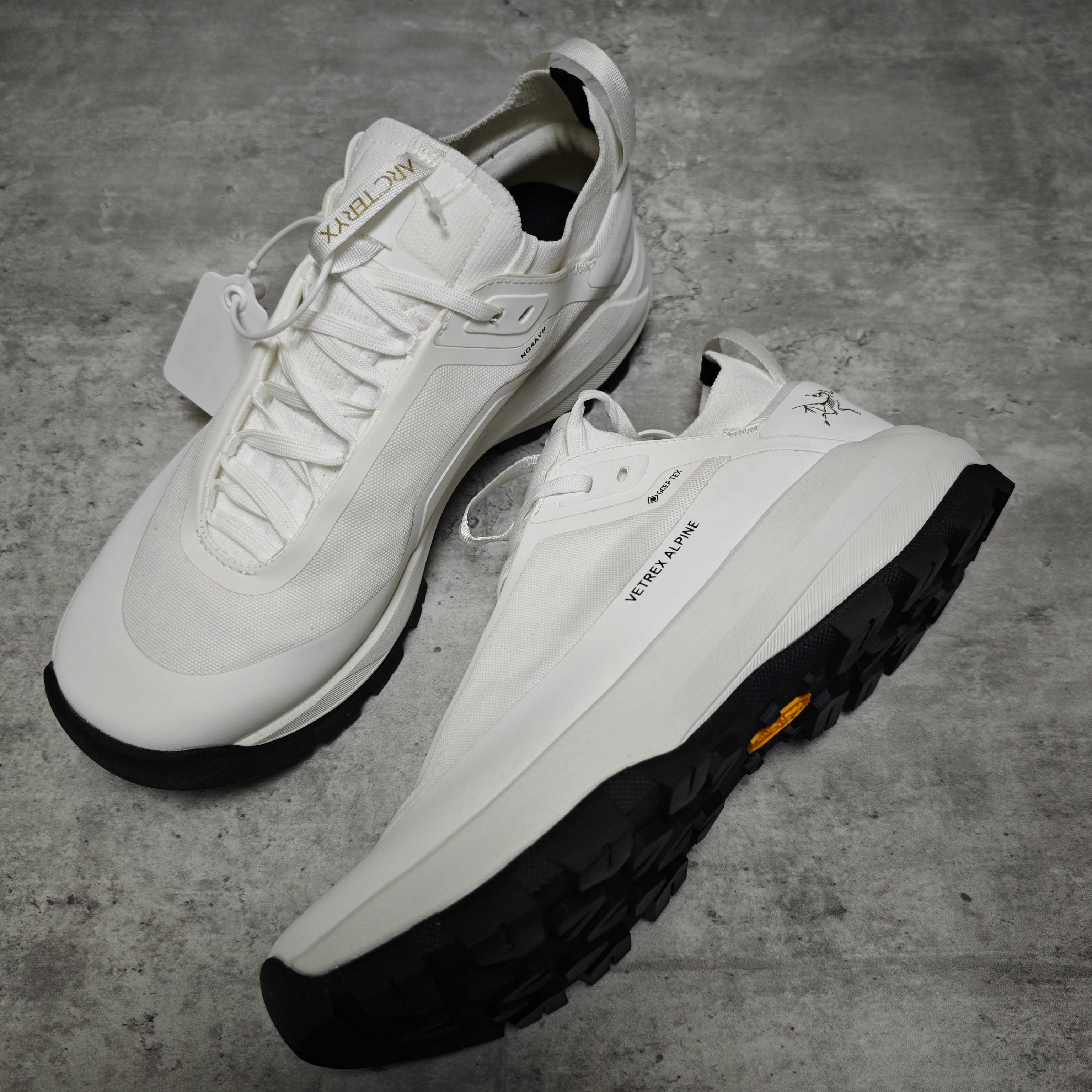 Basic Shoes White M-l-s