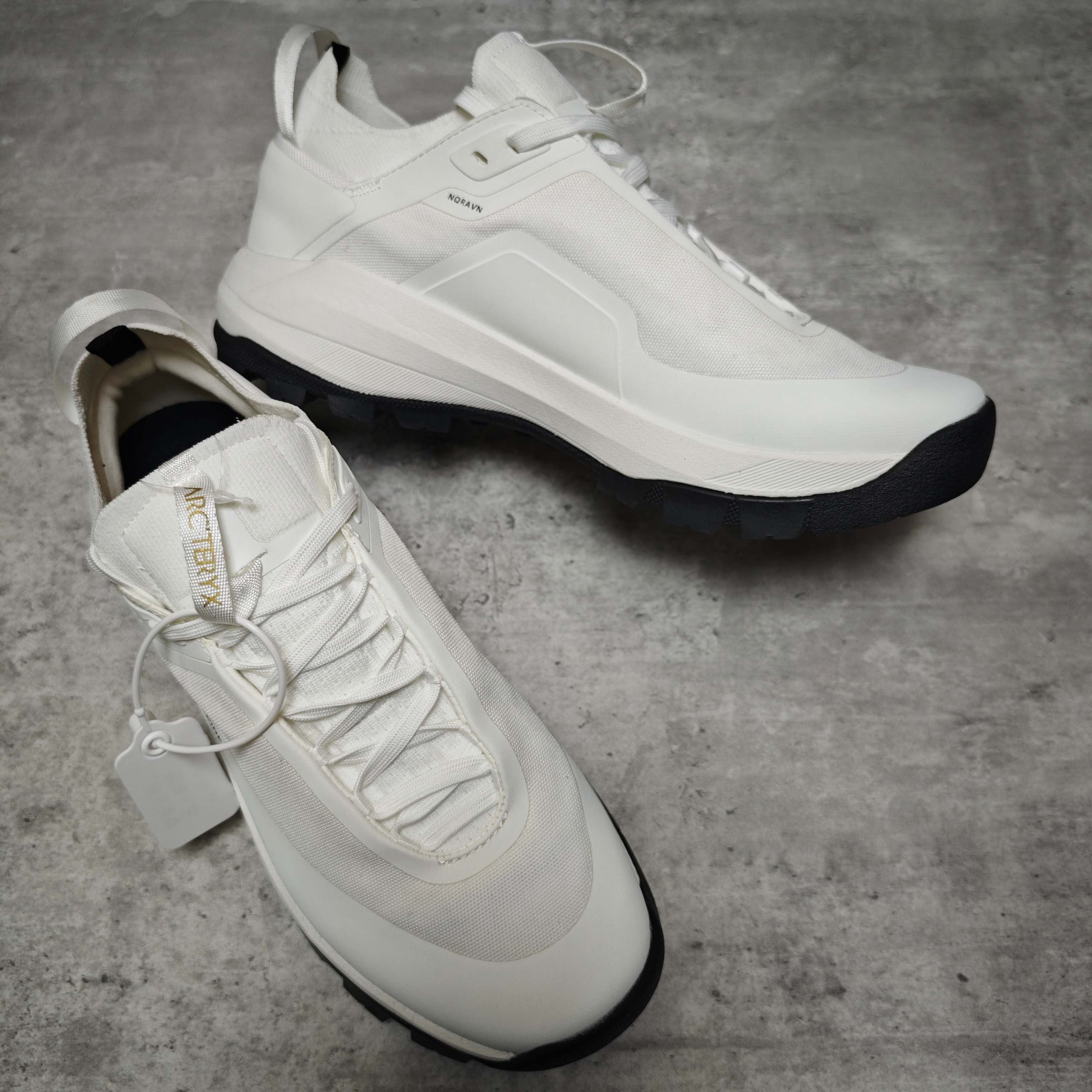 Basic Shoes White M-l-s