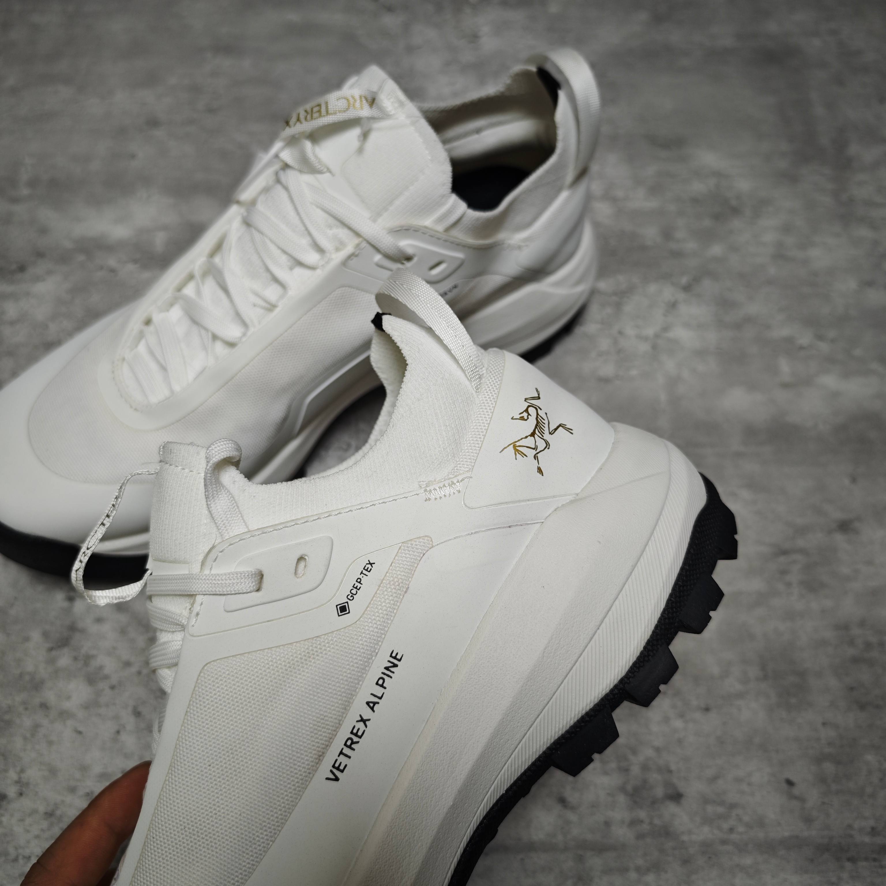 Basic Shoes White M-l-s