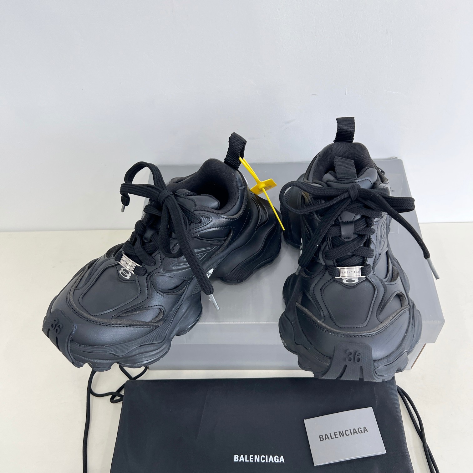Balenciaga Basic Shoes M-l-s-xl