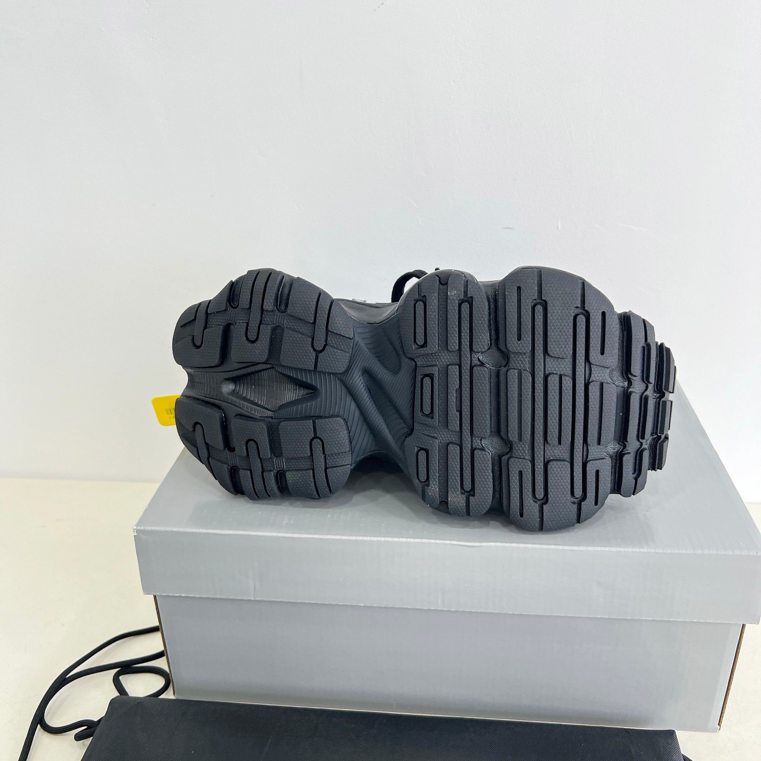 Balenciaga Basic Shoes M-l-s-xl