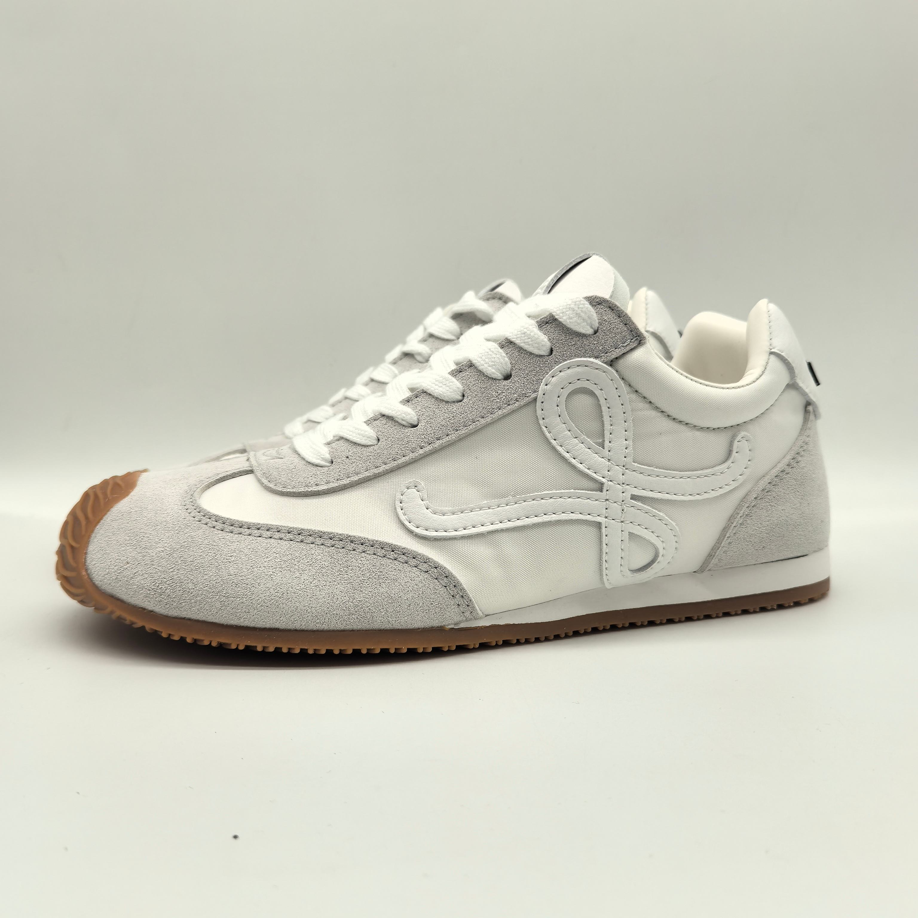 Loewe Couple Sneakers Lightweight L