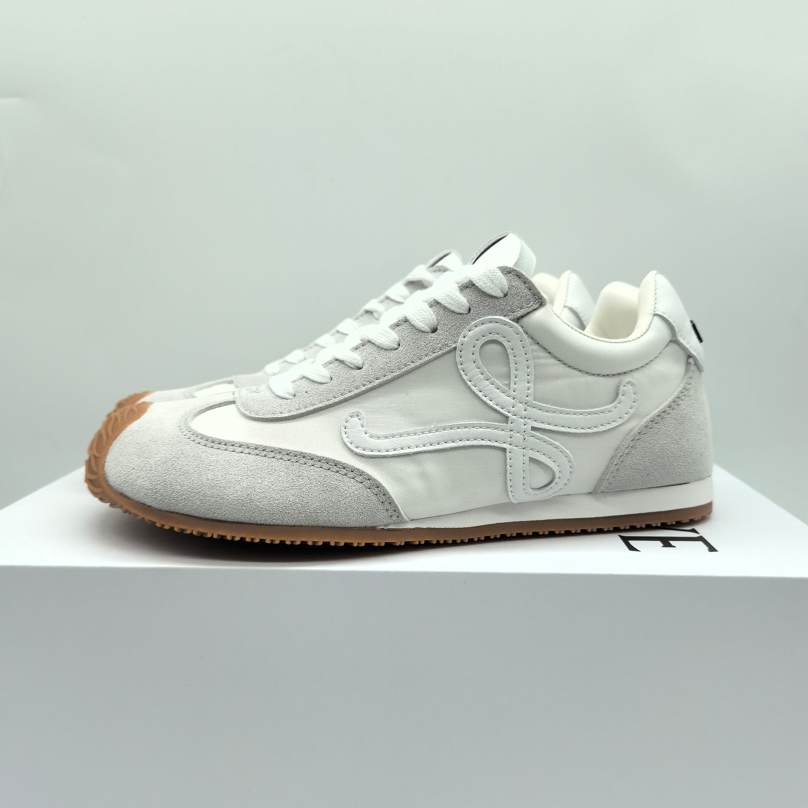 Loewe Couple Sneakers Lightweight L