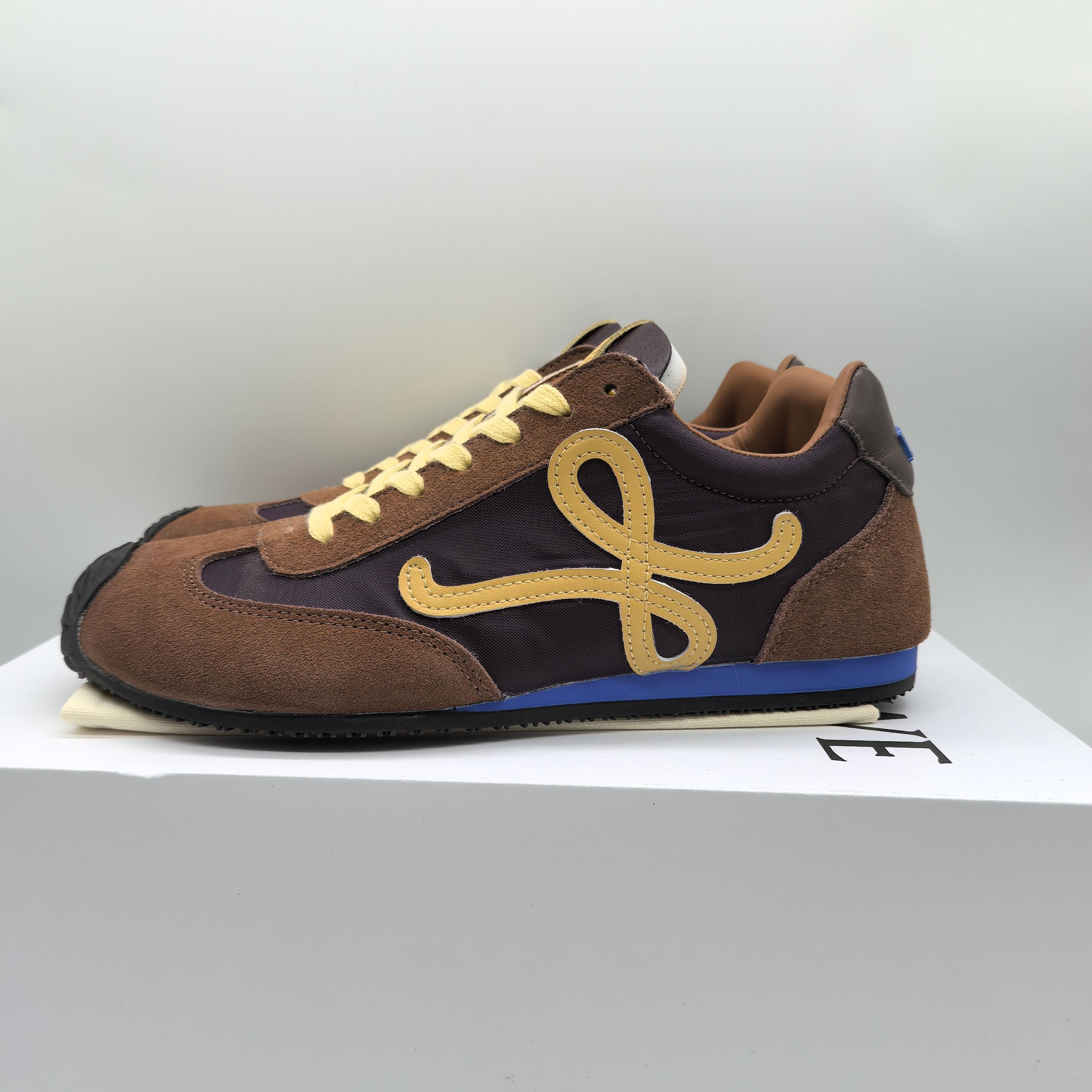 Loewe Couple Sneakers Lightweight L