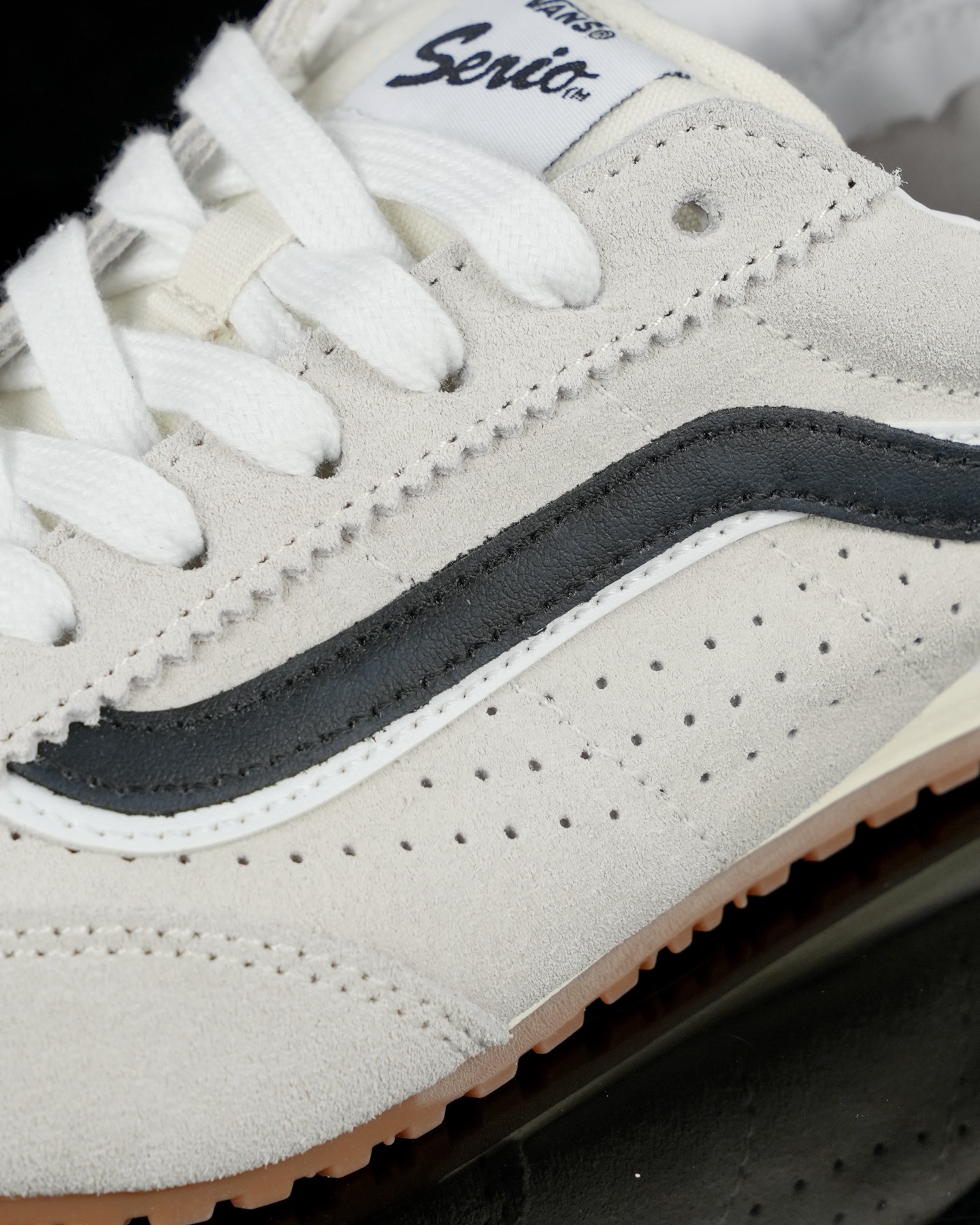 Vans Female Basic Shoes Black L-s