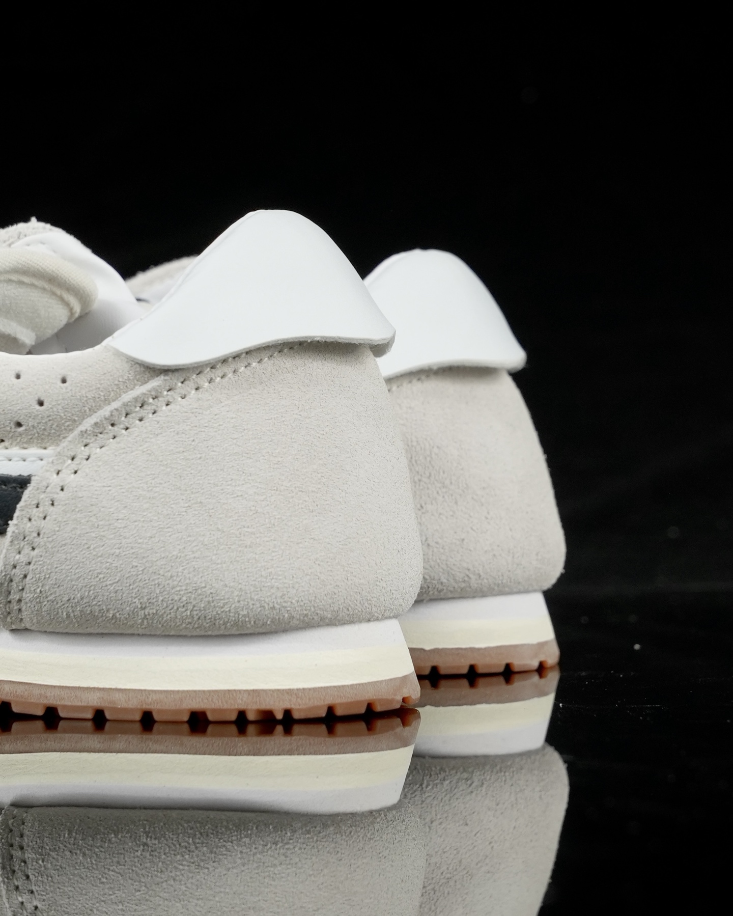 Vans Female Basic Shoes Black L-s