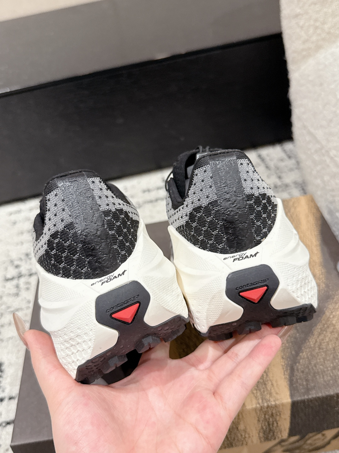 Salomon Male Sneakers Black Breathable M-l-s