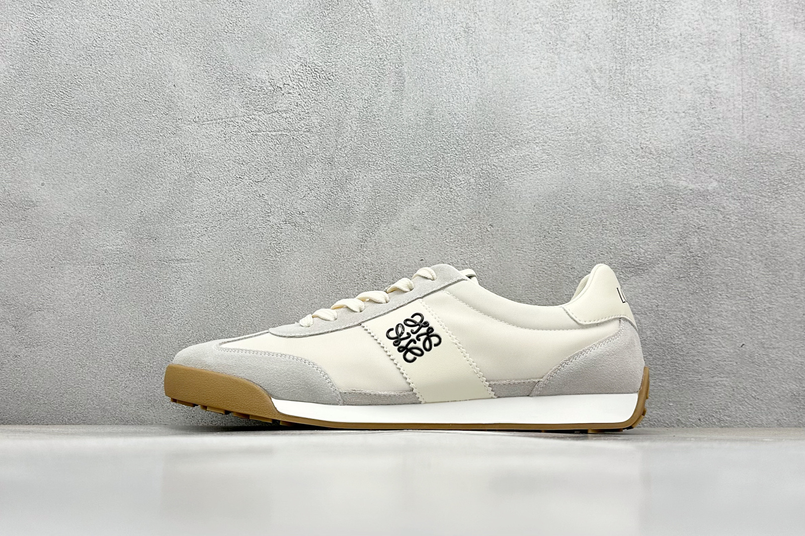 Loewe Sneakers Lightweight L-s