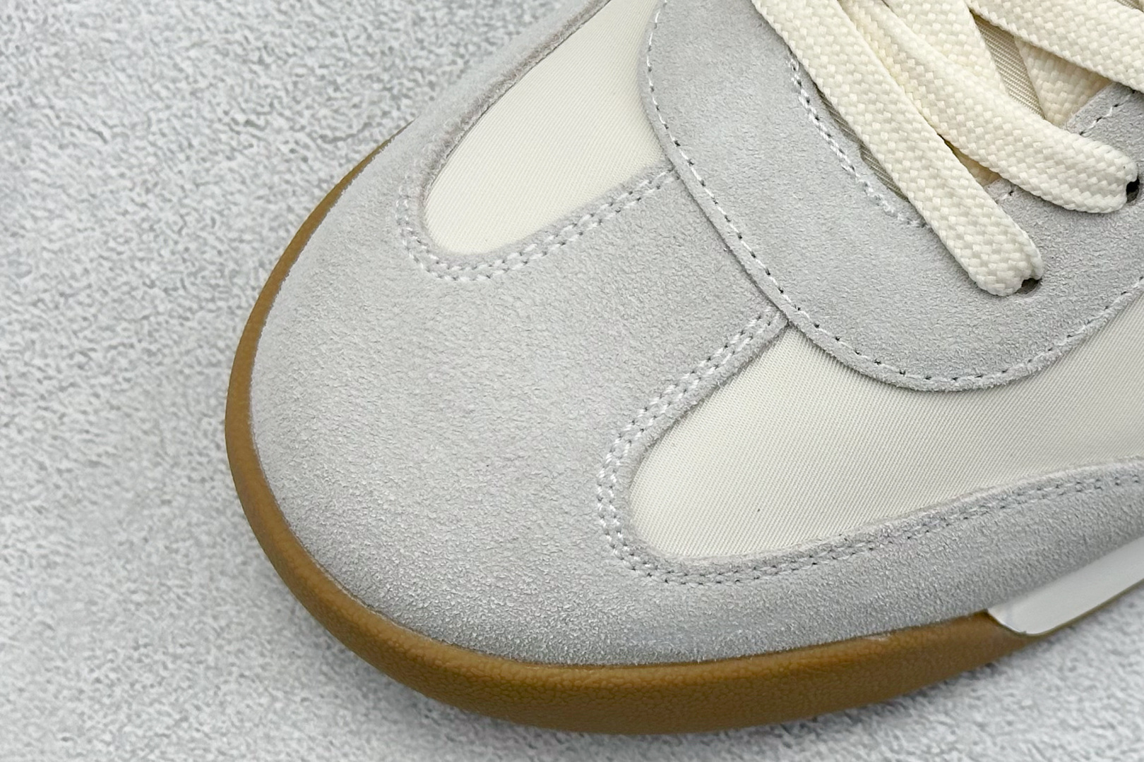 Loewe Sneakers Lightweight L-s