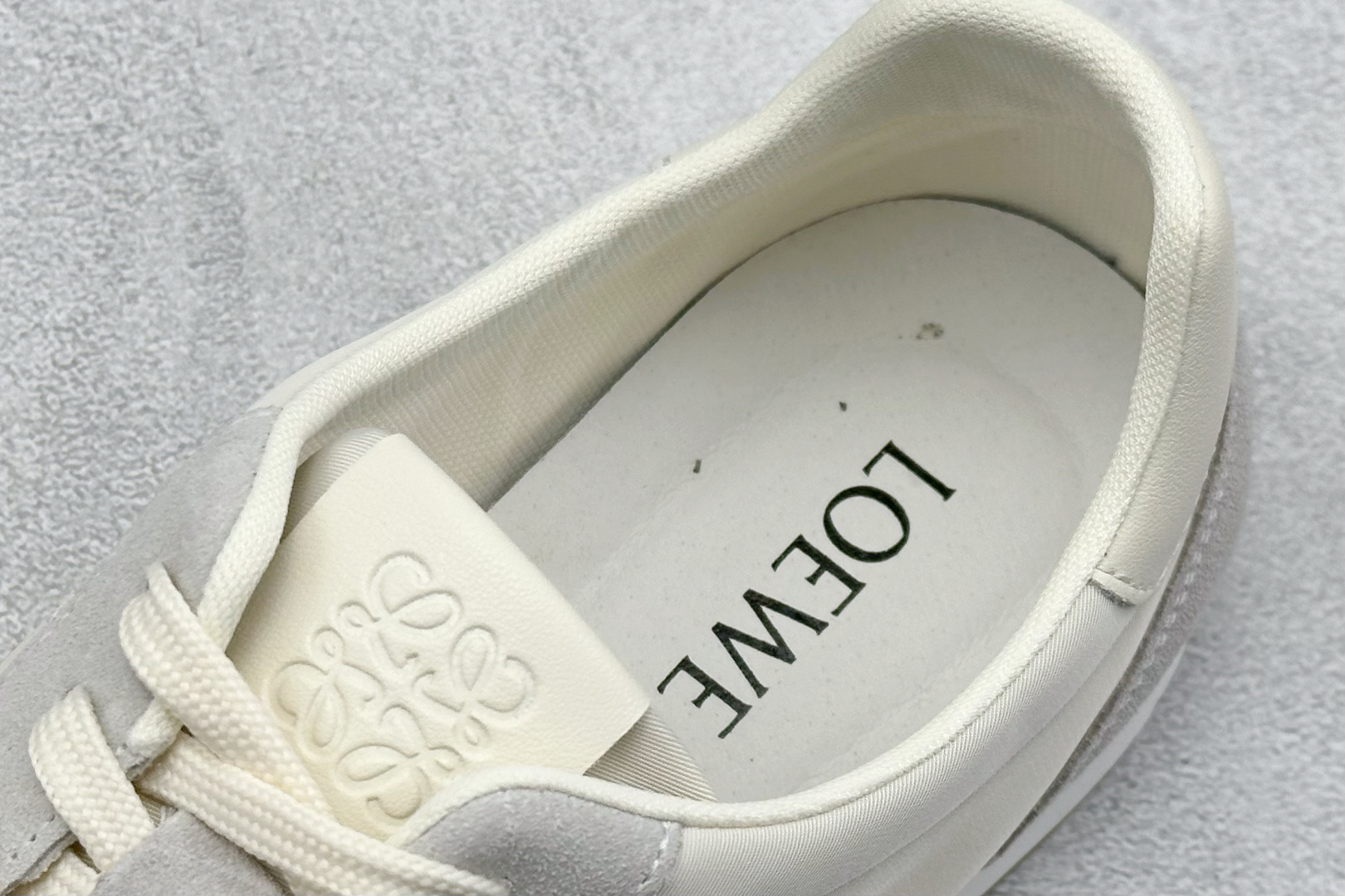 Loewe Sneakers Lightweight L-s