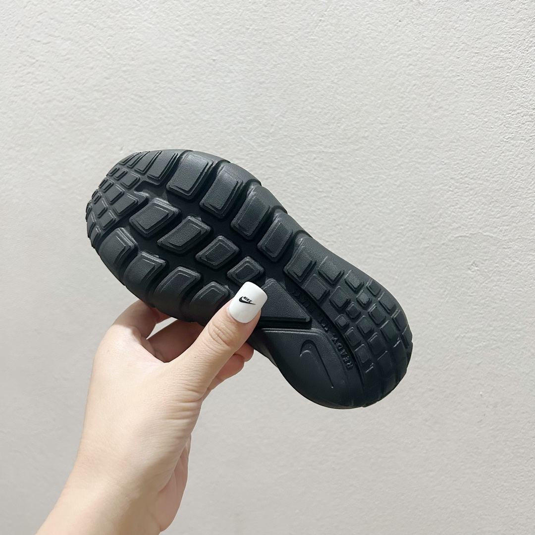 Nike Basic Shoes 37-s