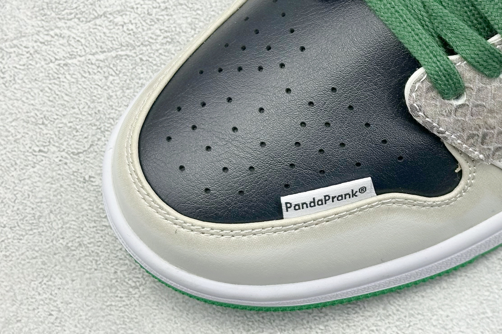 Jordan Nike Basic Shoes L