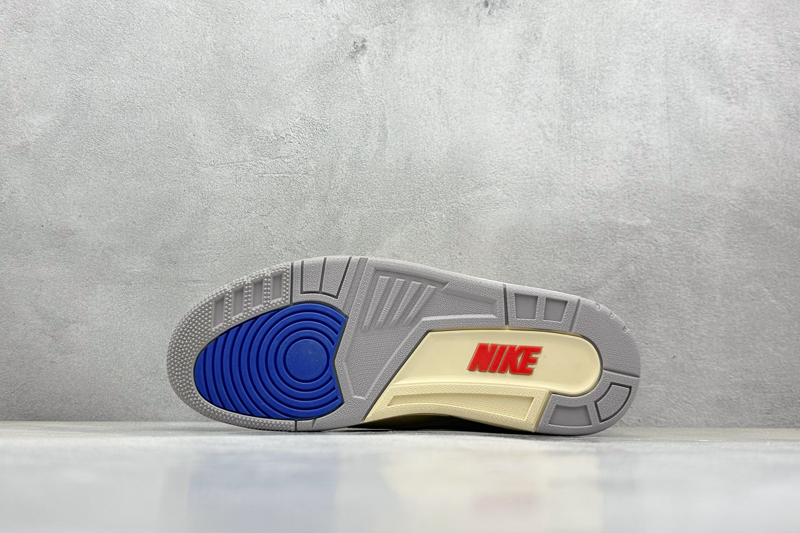 Jordan Nike Basic Shoes Black L-s