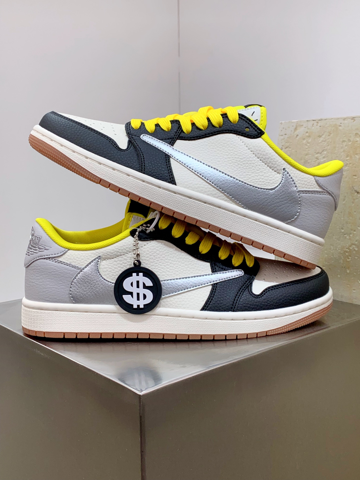 Jordan Nike Basic Shoes L-s