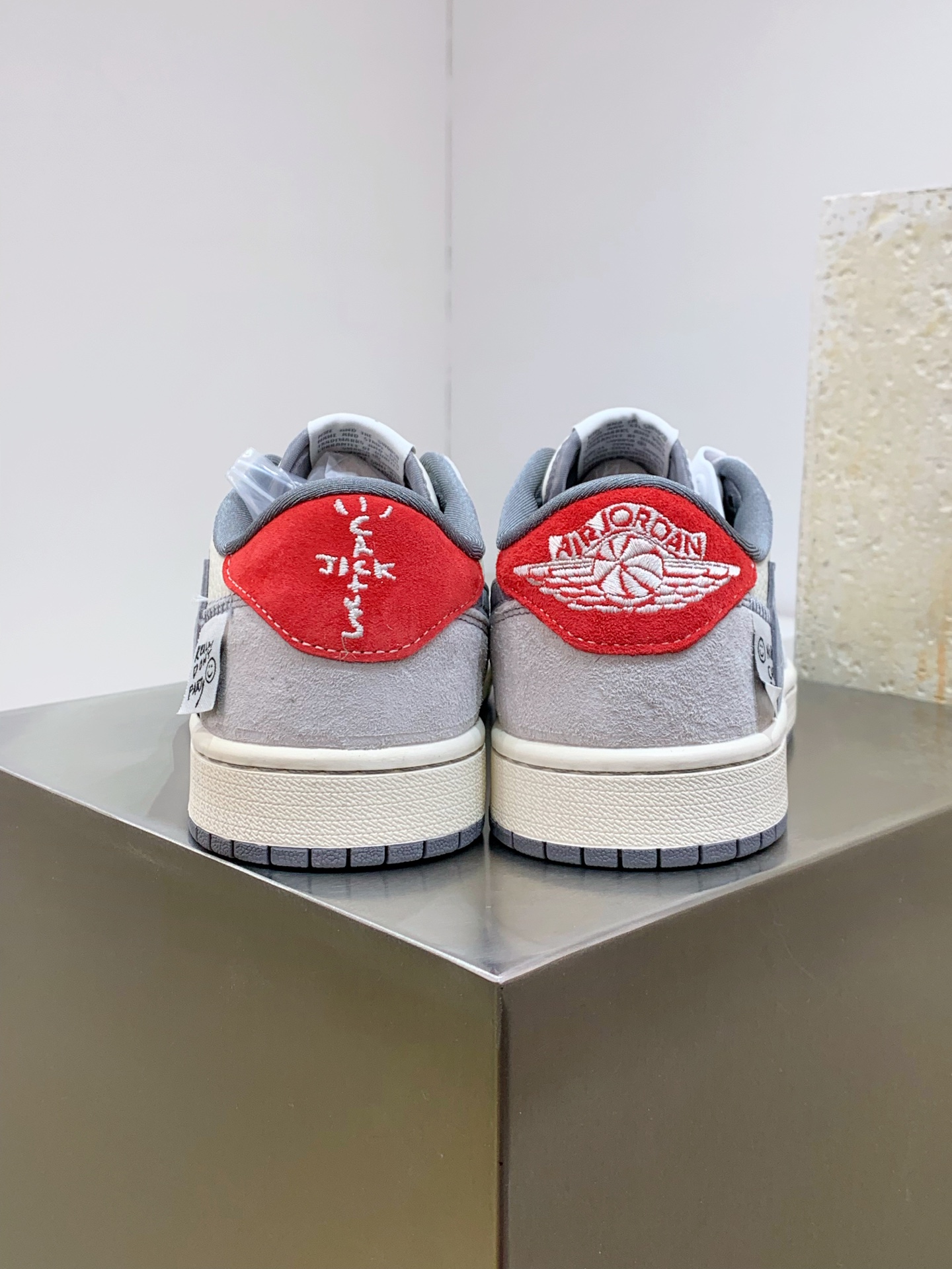 Jordan Nike Basic Shoes L-s