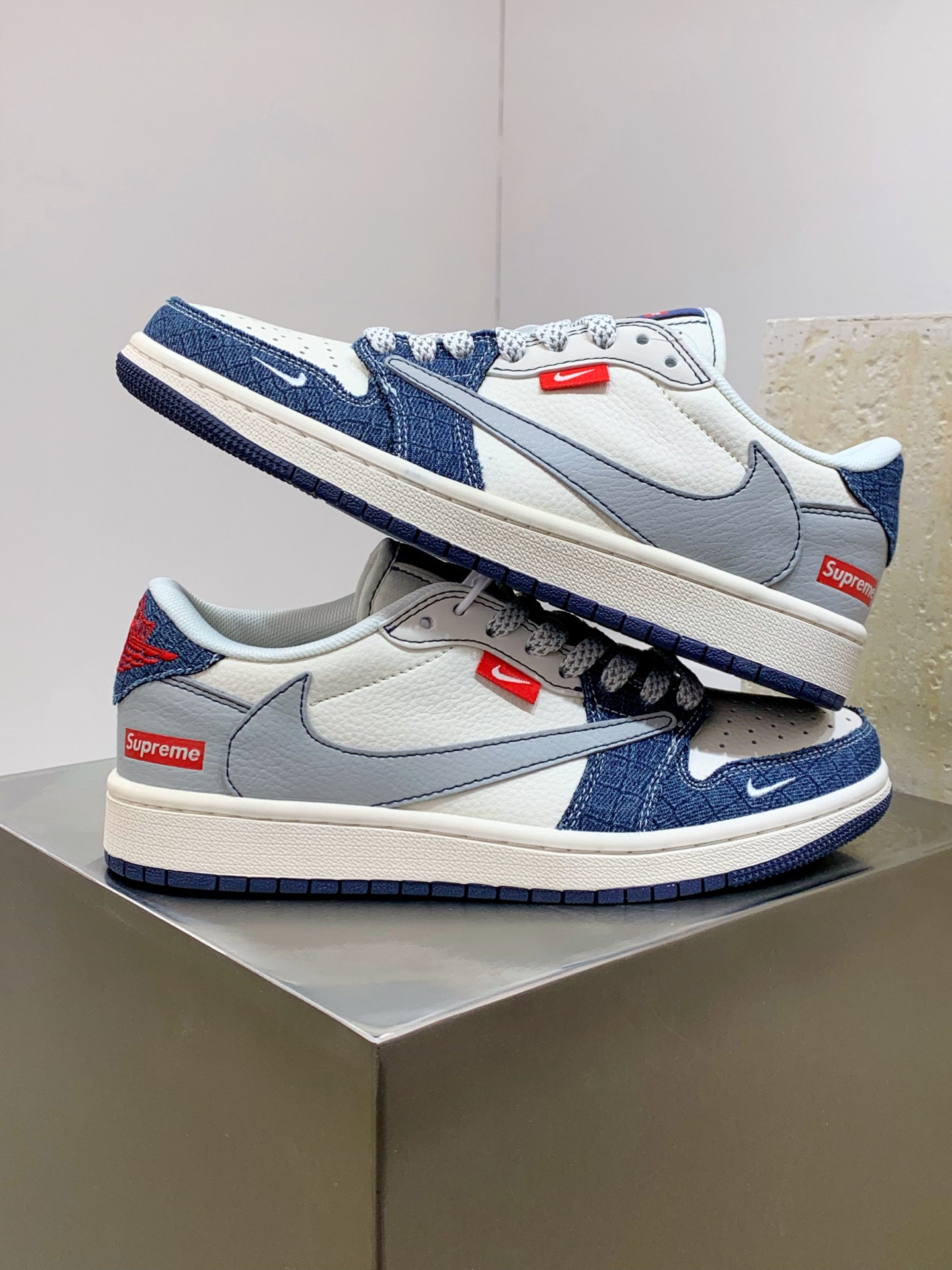 Jordan Nike Supreme Basic Shoes M-l-s