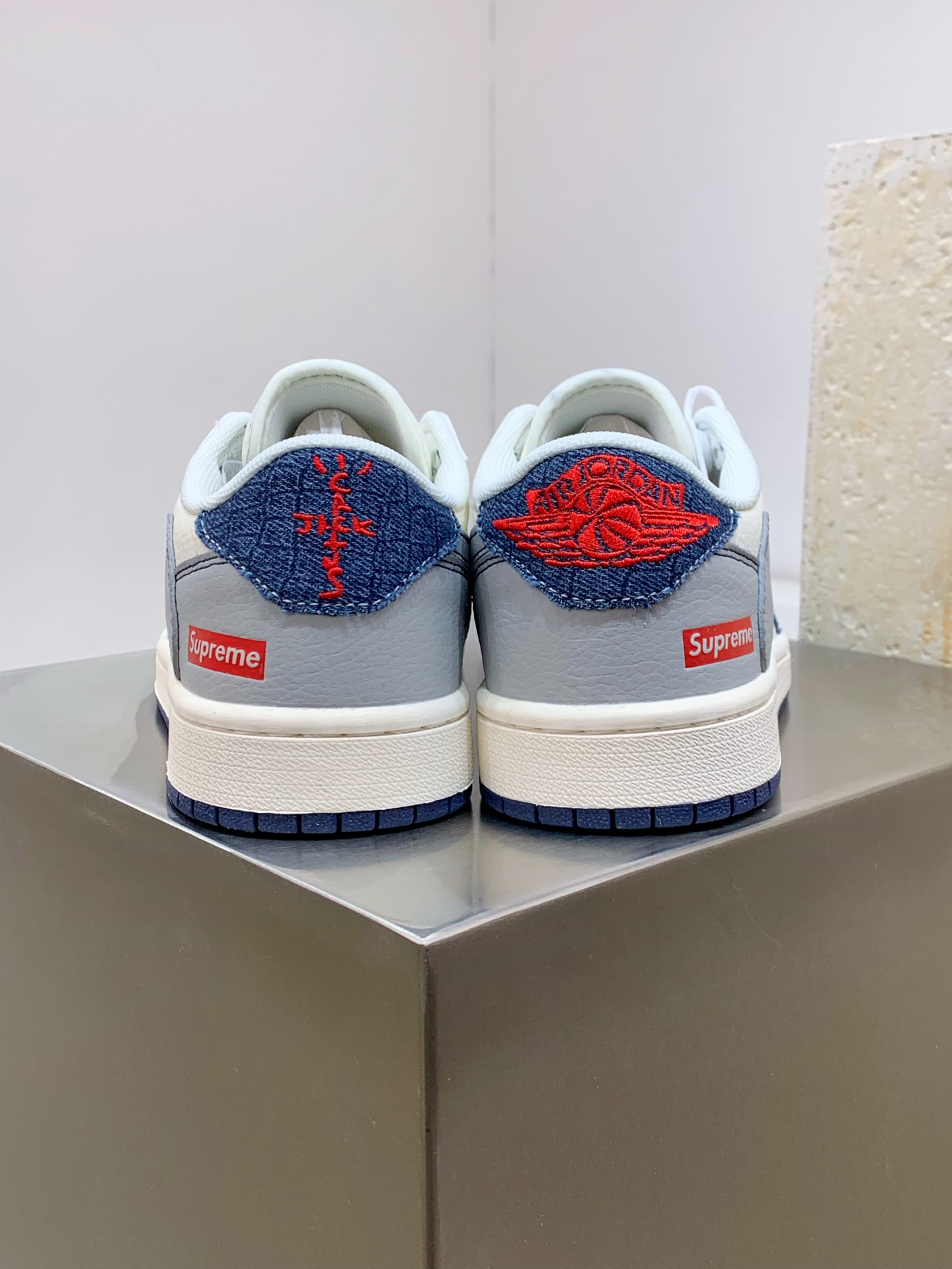 Jordan Nike Supreme Basic Shoes M-l-s