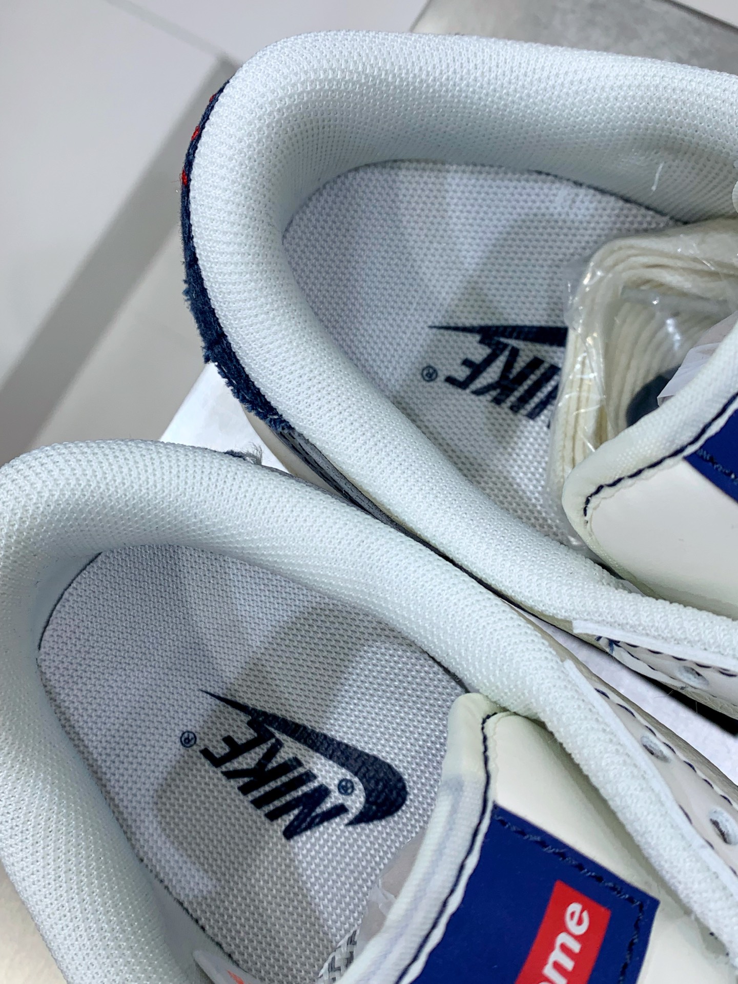 Jordan Nike Supreme Basic Shoes M-l-s