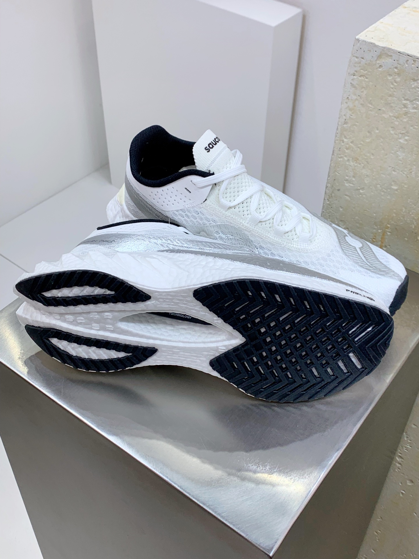 Running Shoes Breathable S