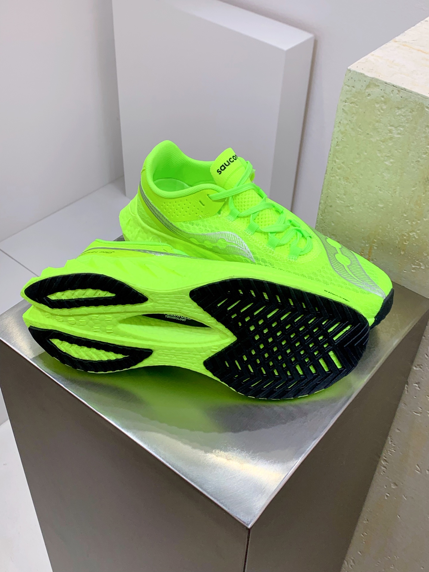 Running Shoes Breathable S