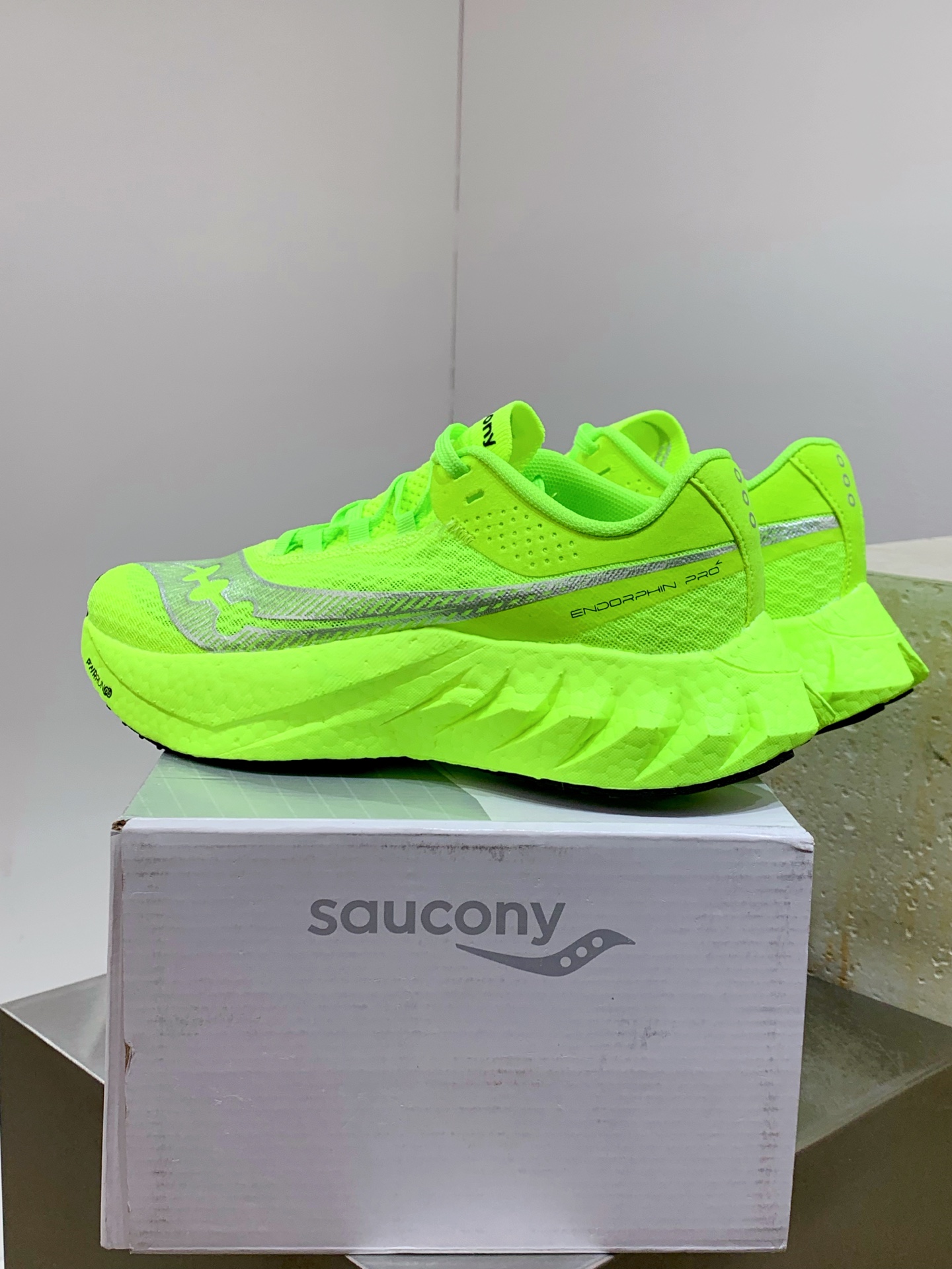 Running Shoes Breathable S