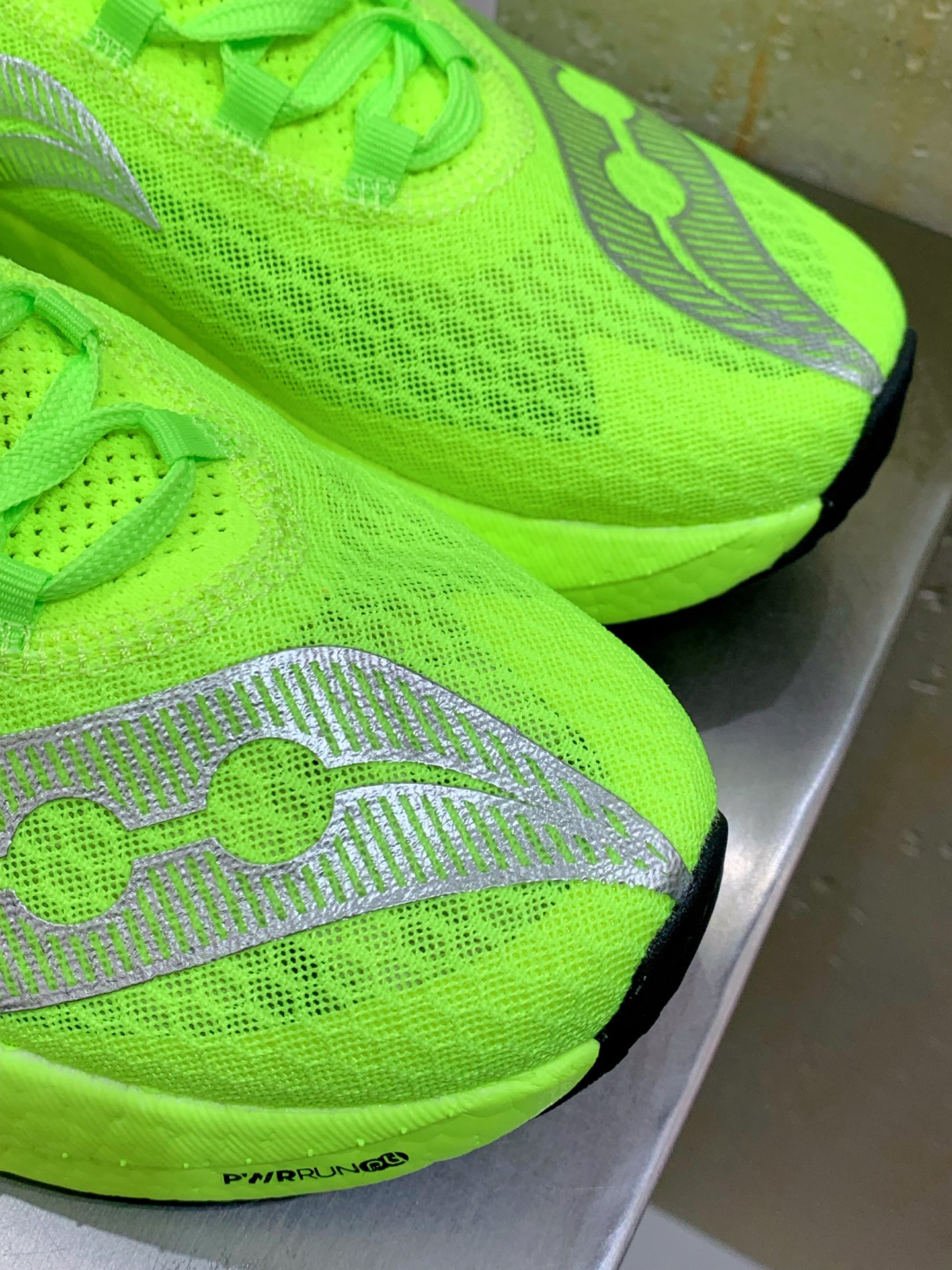 Running Shoes Breathable S