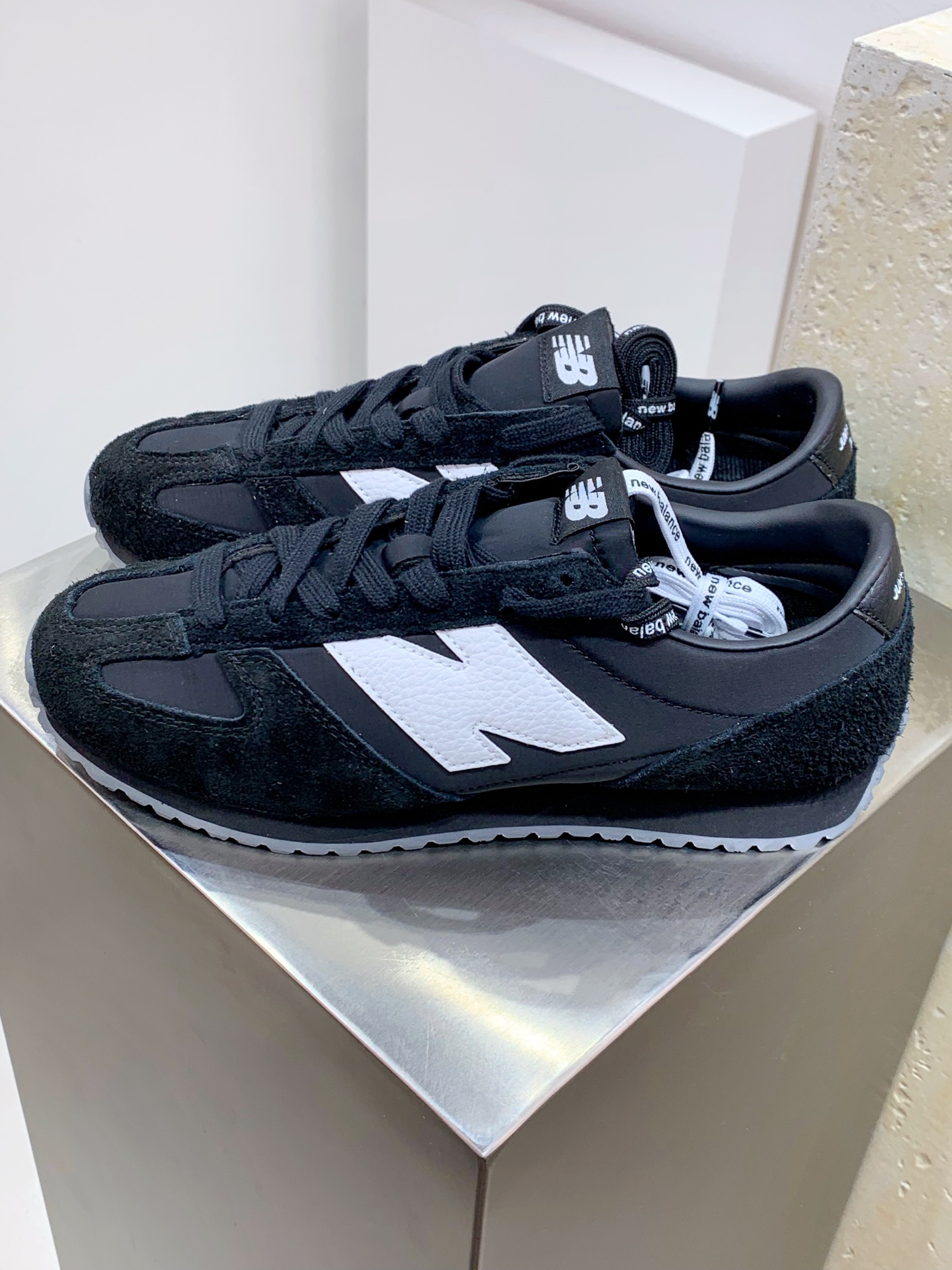 New Balance Sneakers Mesh Lightweight L-s