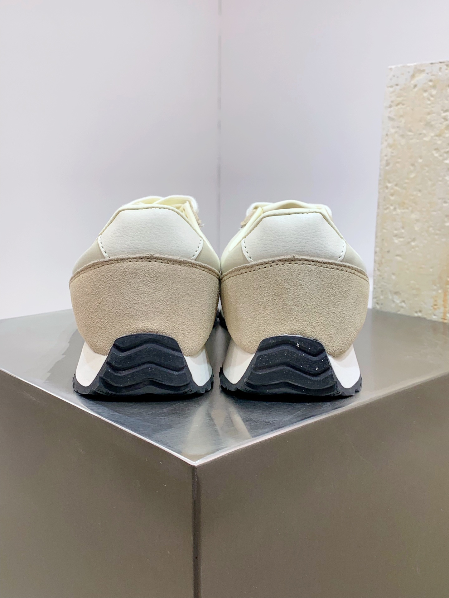 New Balance Sneakers Mesh Lightweight L-s