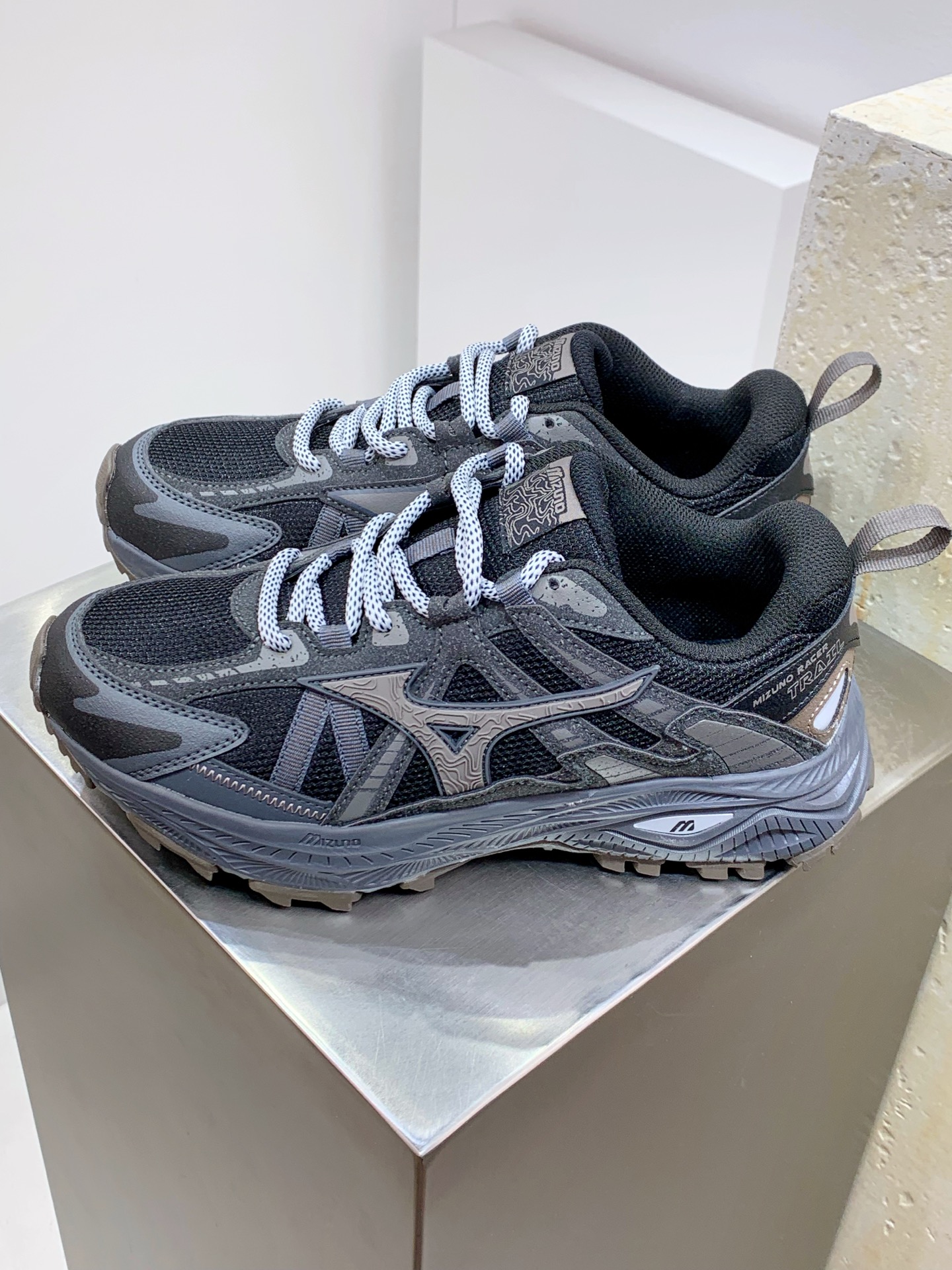 Male Running Shoes Shock Absorbing M-l-s